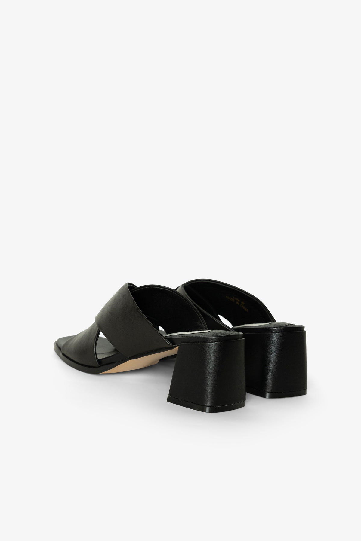 Lane Cross Front Mule