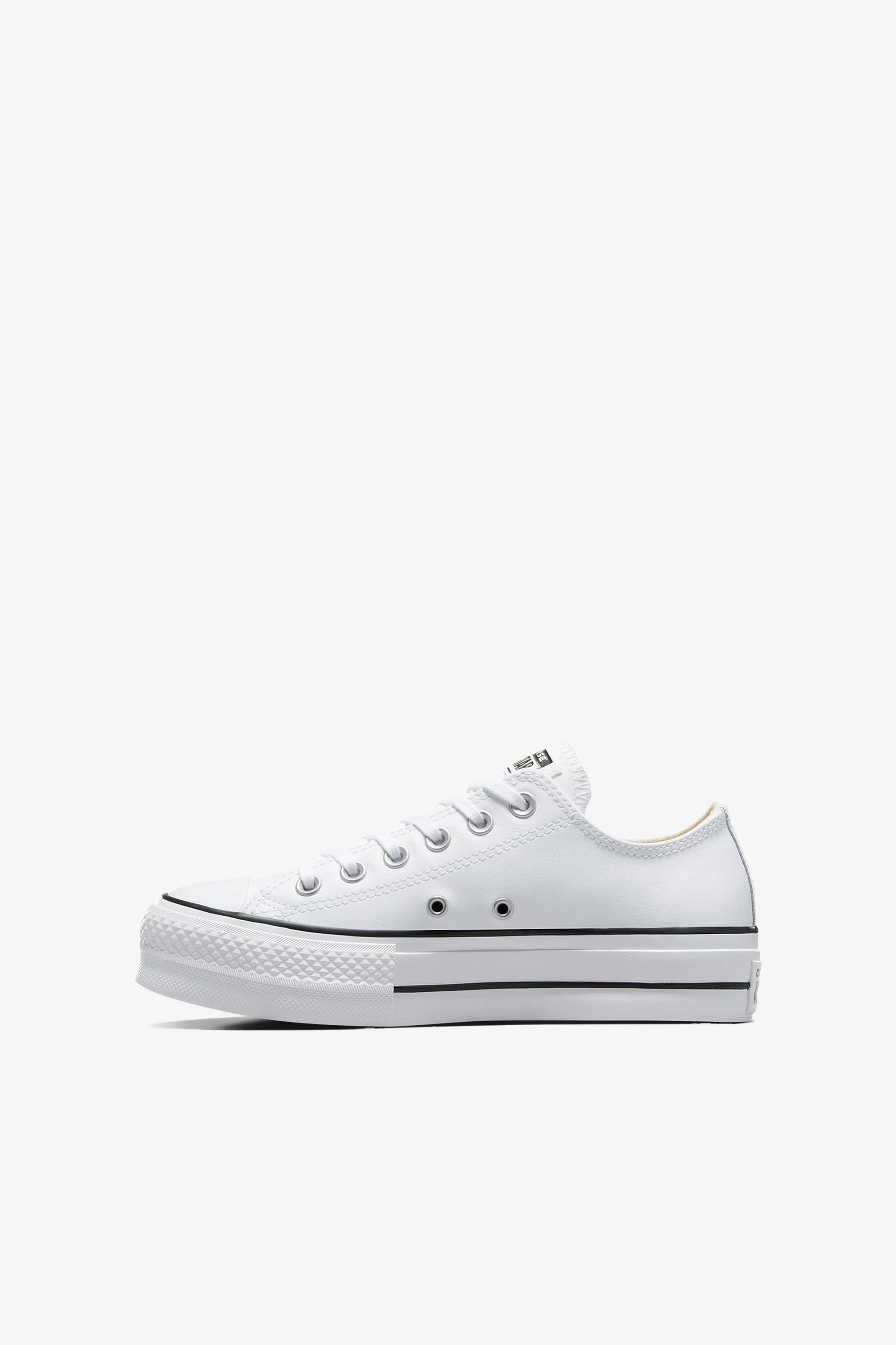 Chuck Taylor Platform Leather Low Tops