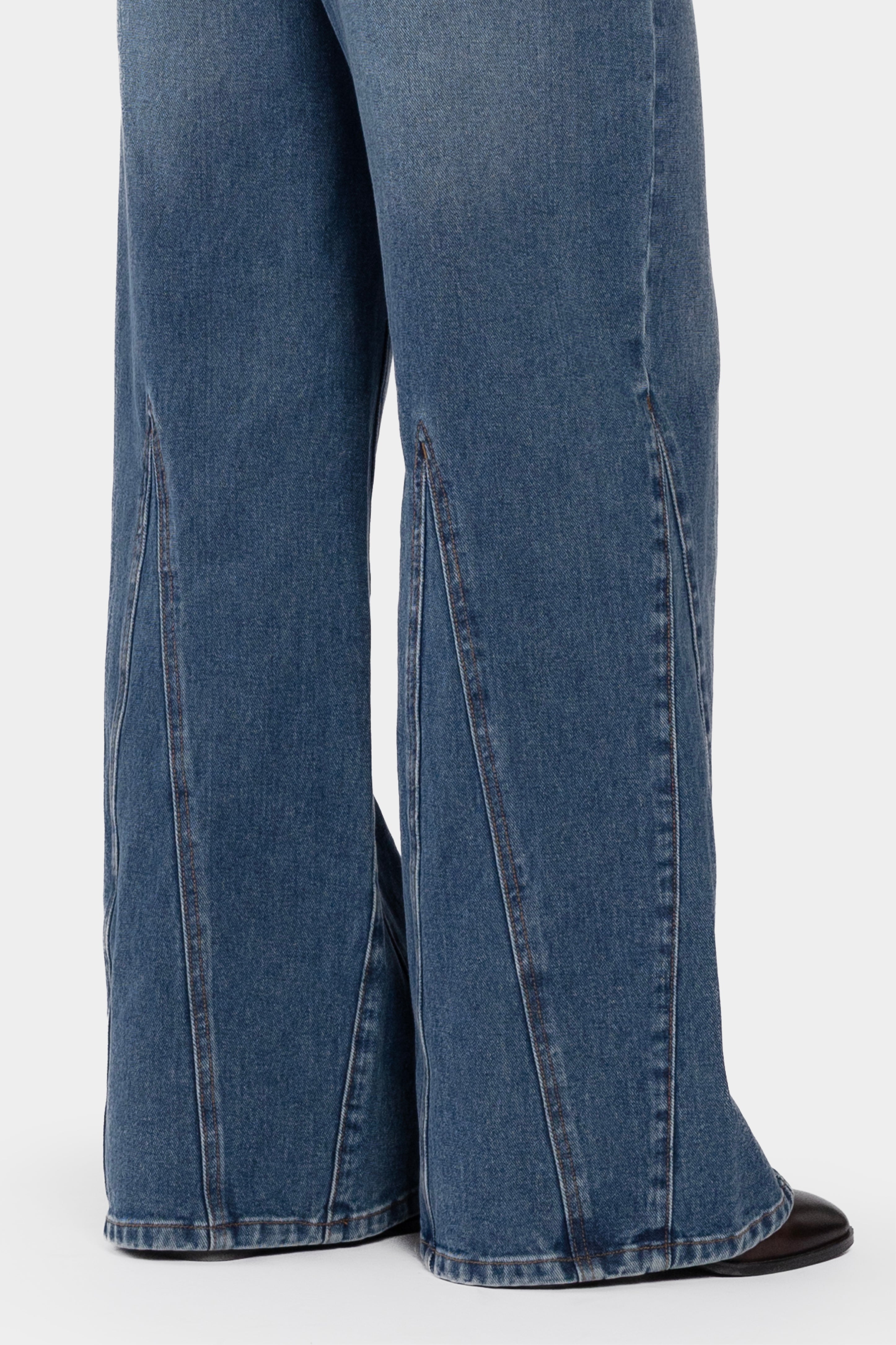 Cruisers Mid Waist Bootcut Flare Denim Jeans