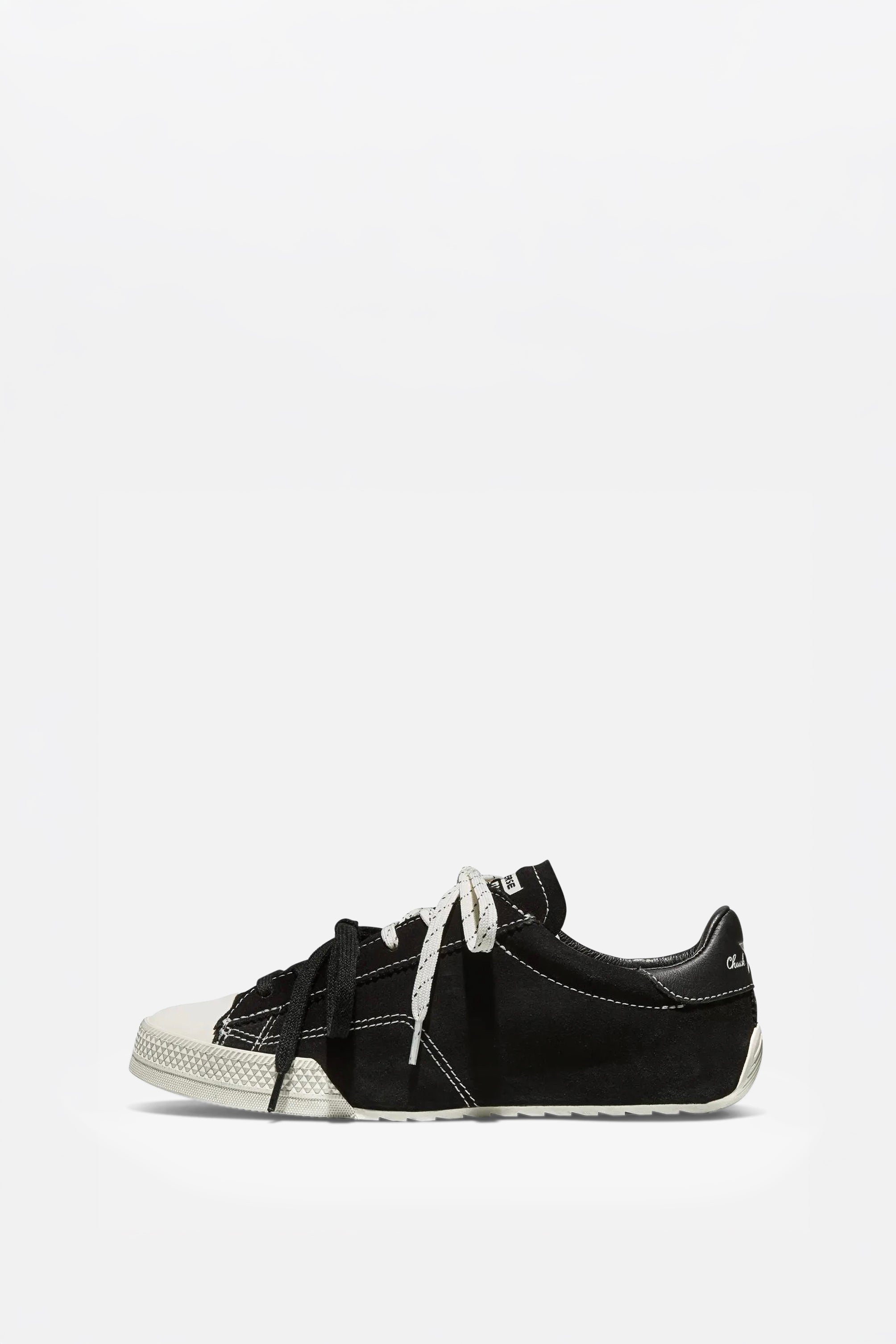 Chuck Taylor Lo