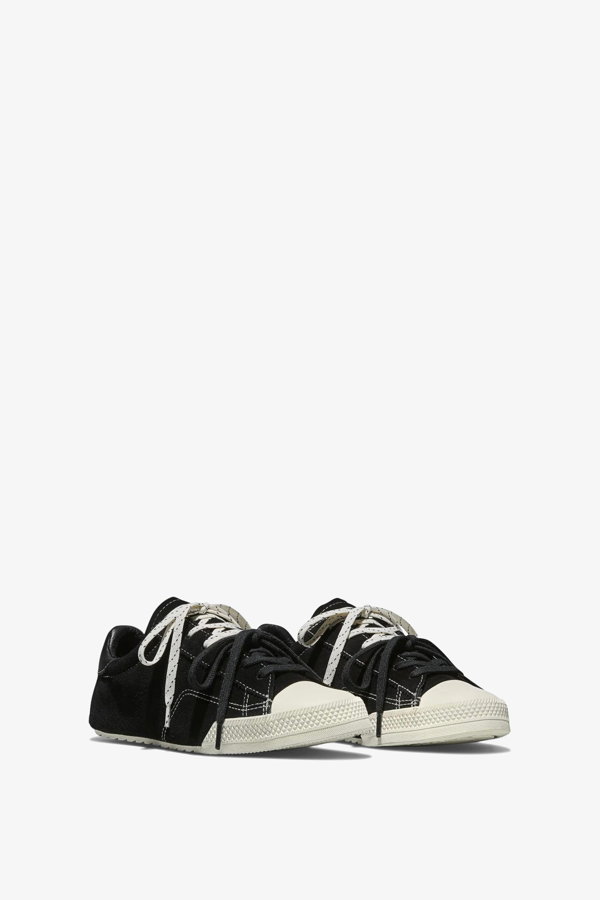 Chuck Taylor Lo