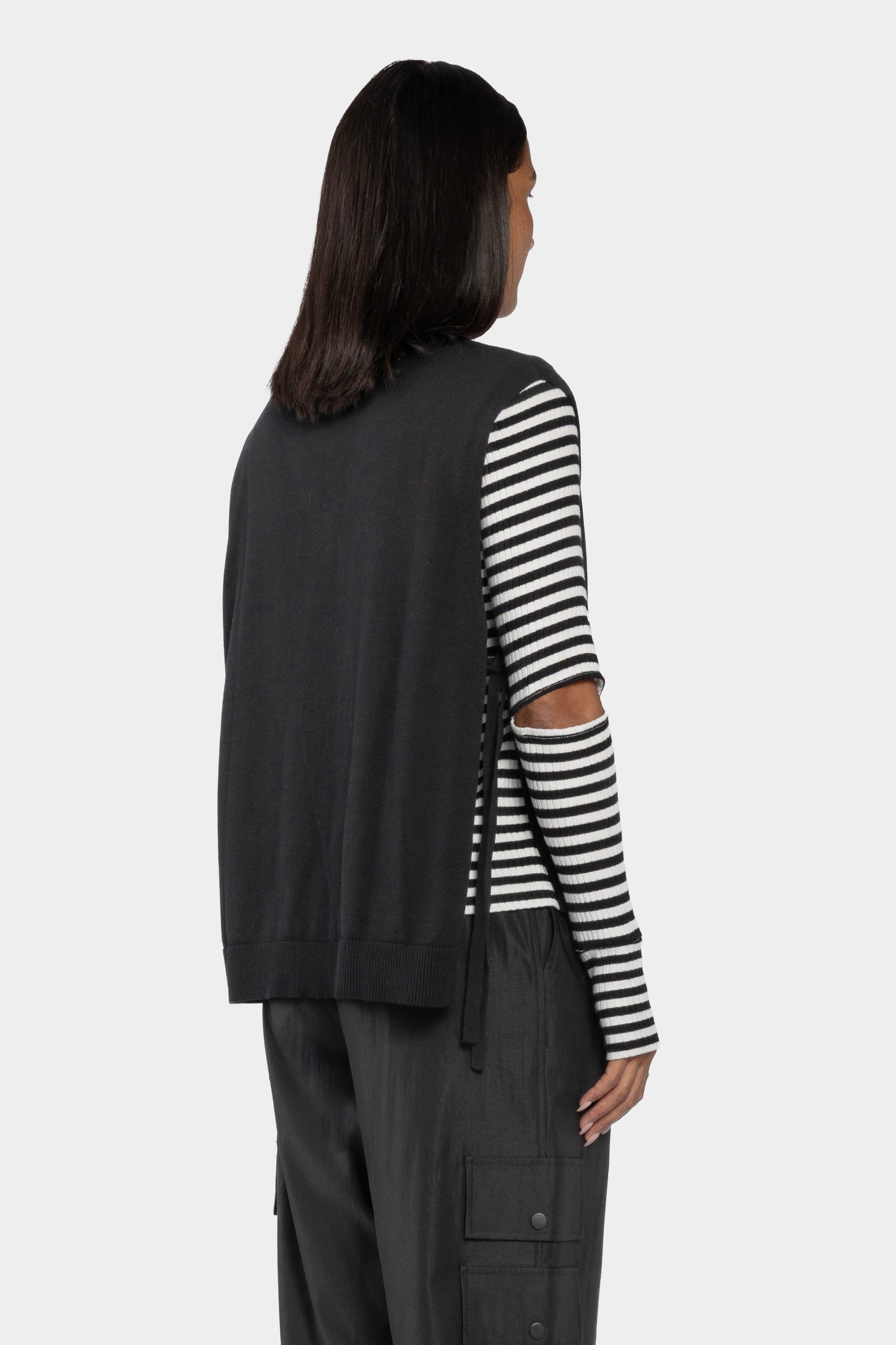 Eddie V Neck Gilet