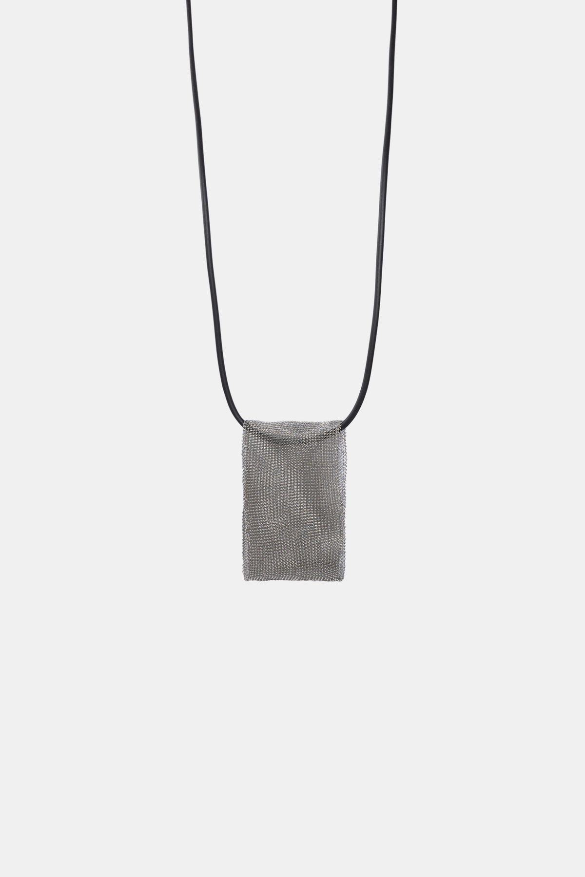 Frame Mesh Pendant Necklace