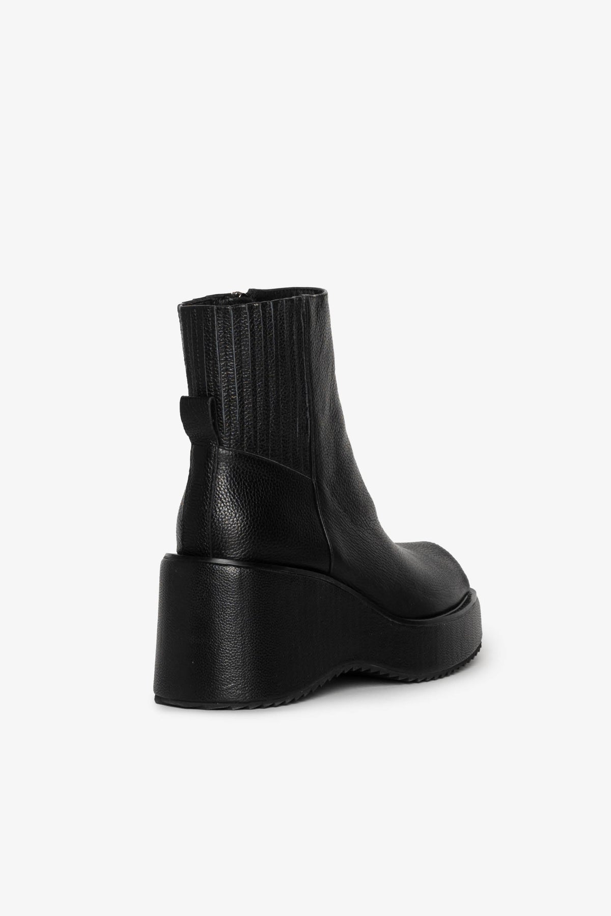 Meghan Platform Boot