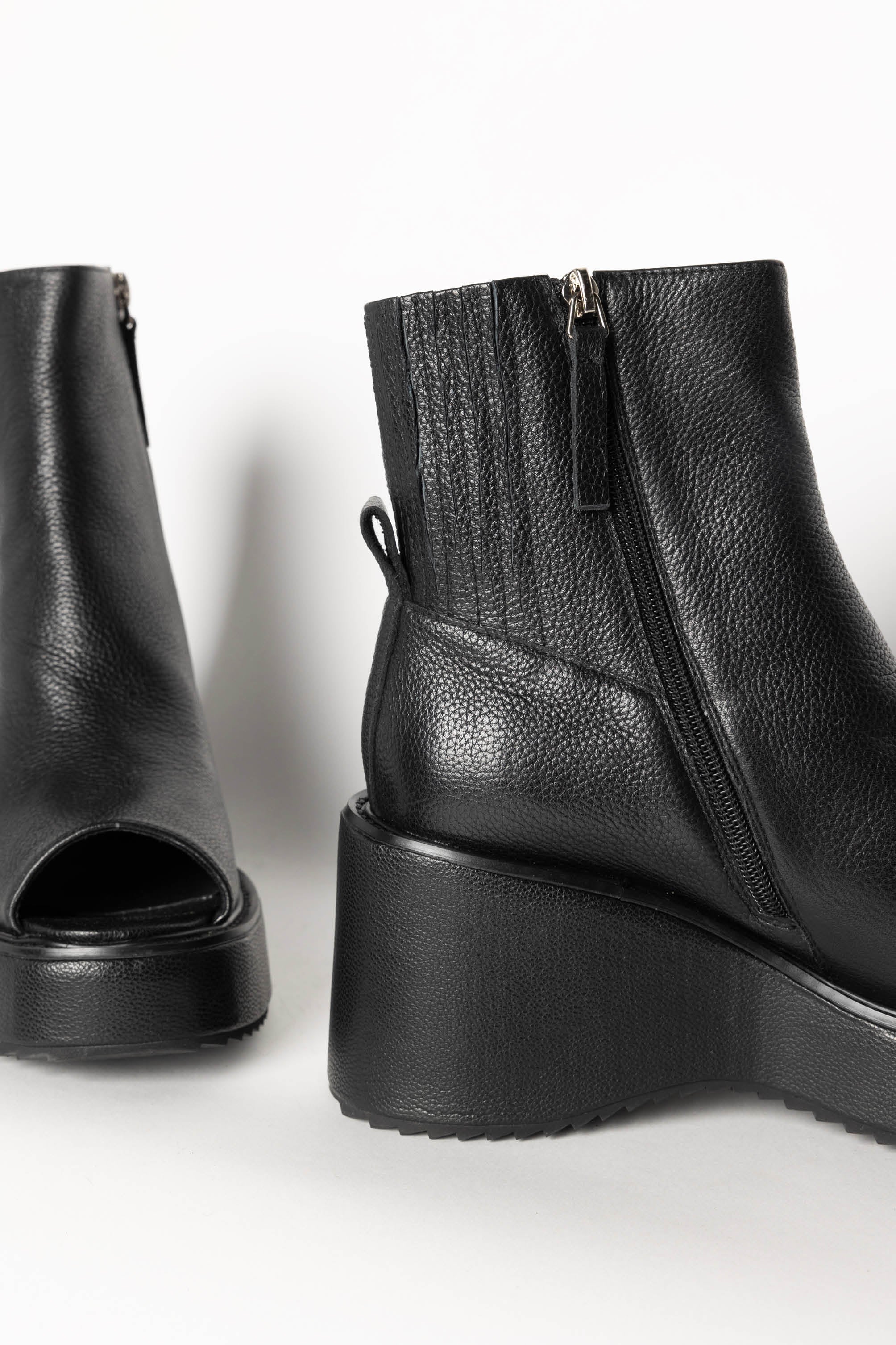Meghan Platform Boot