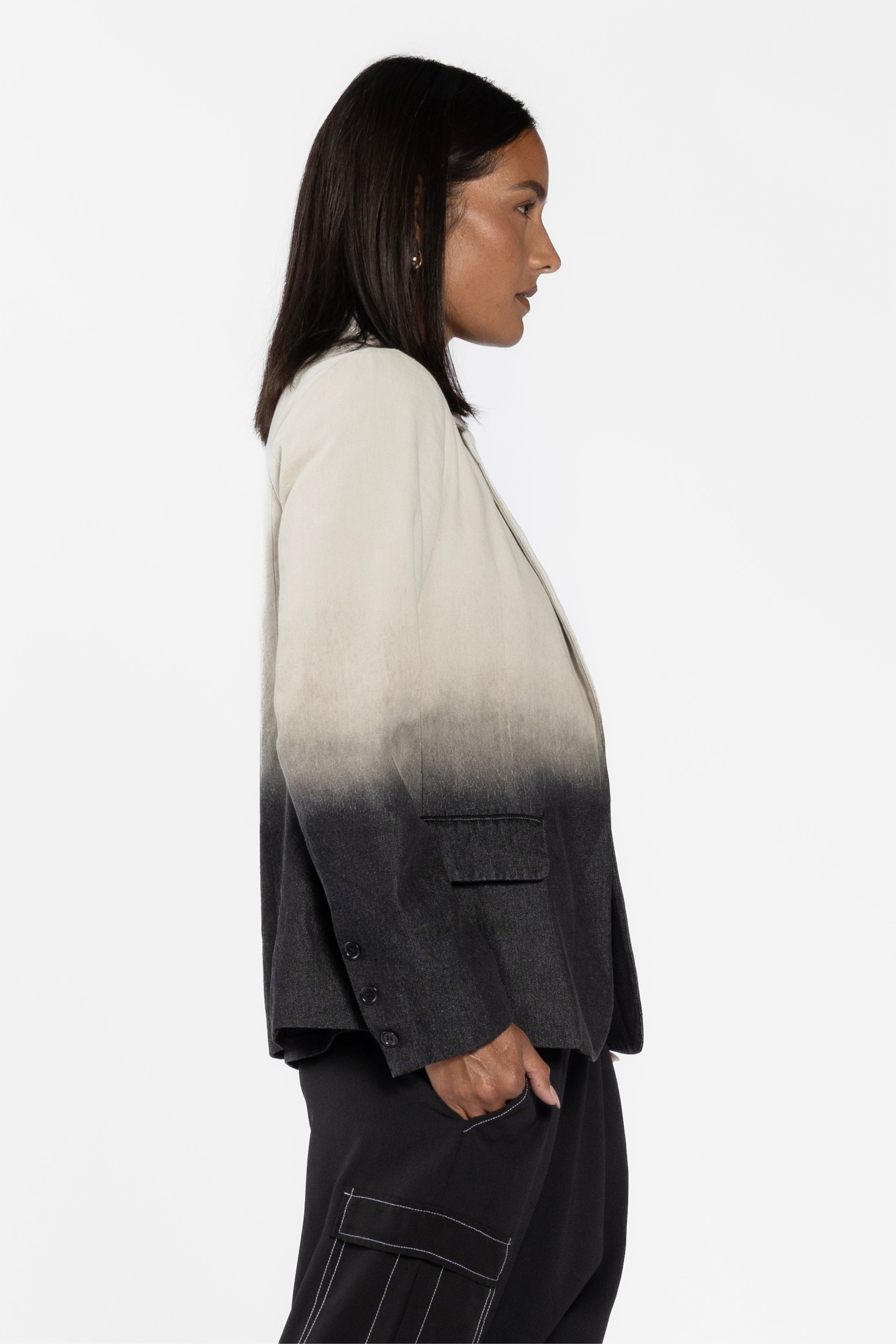Odette Blazer