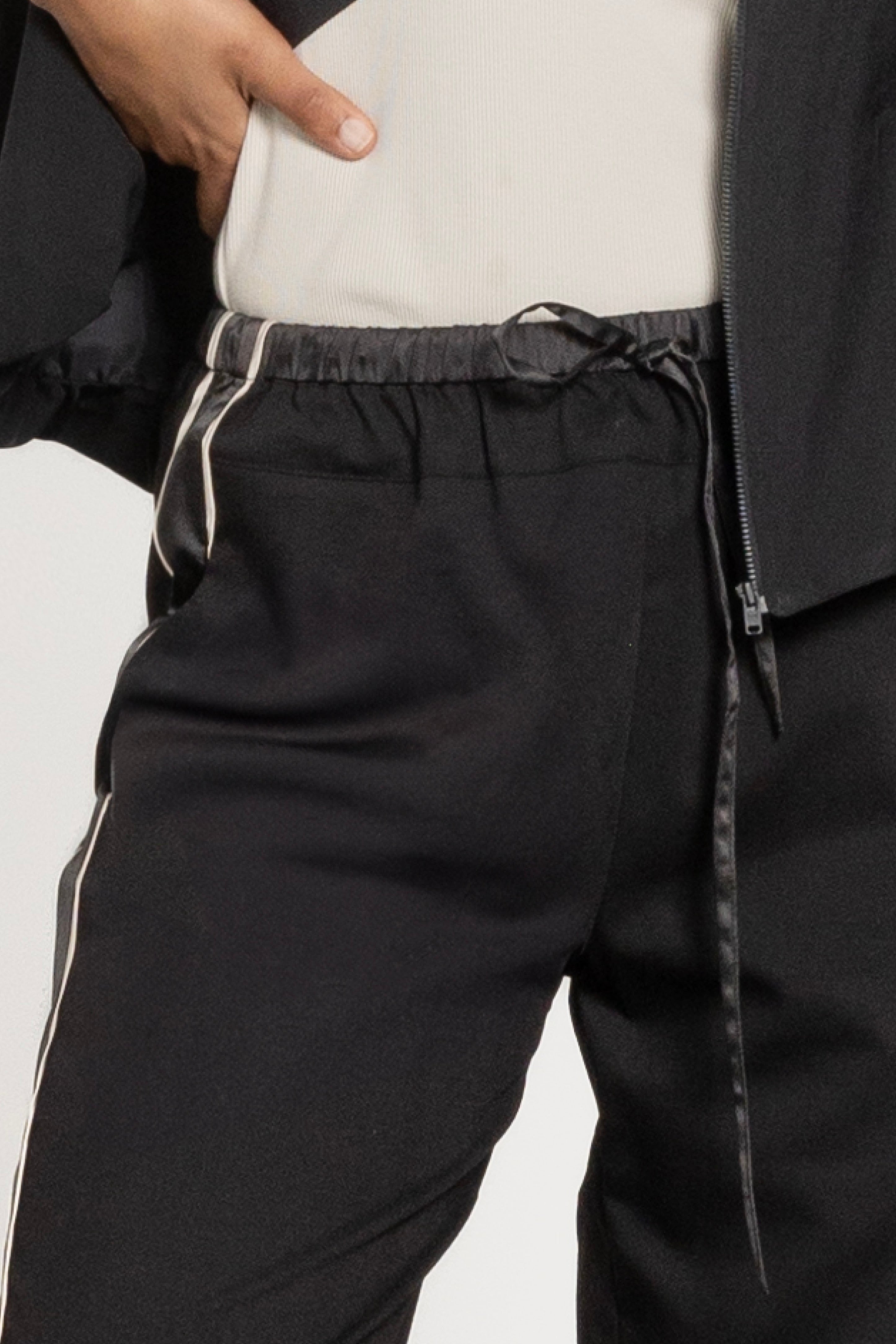 Ashwin Side Stripe Pants