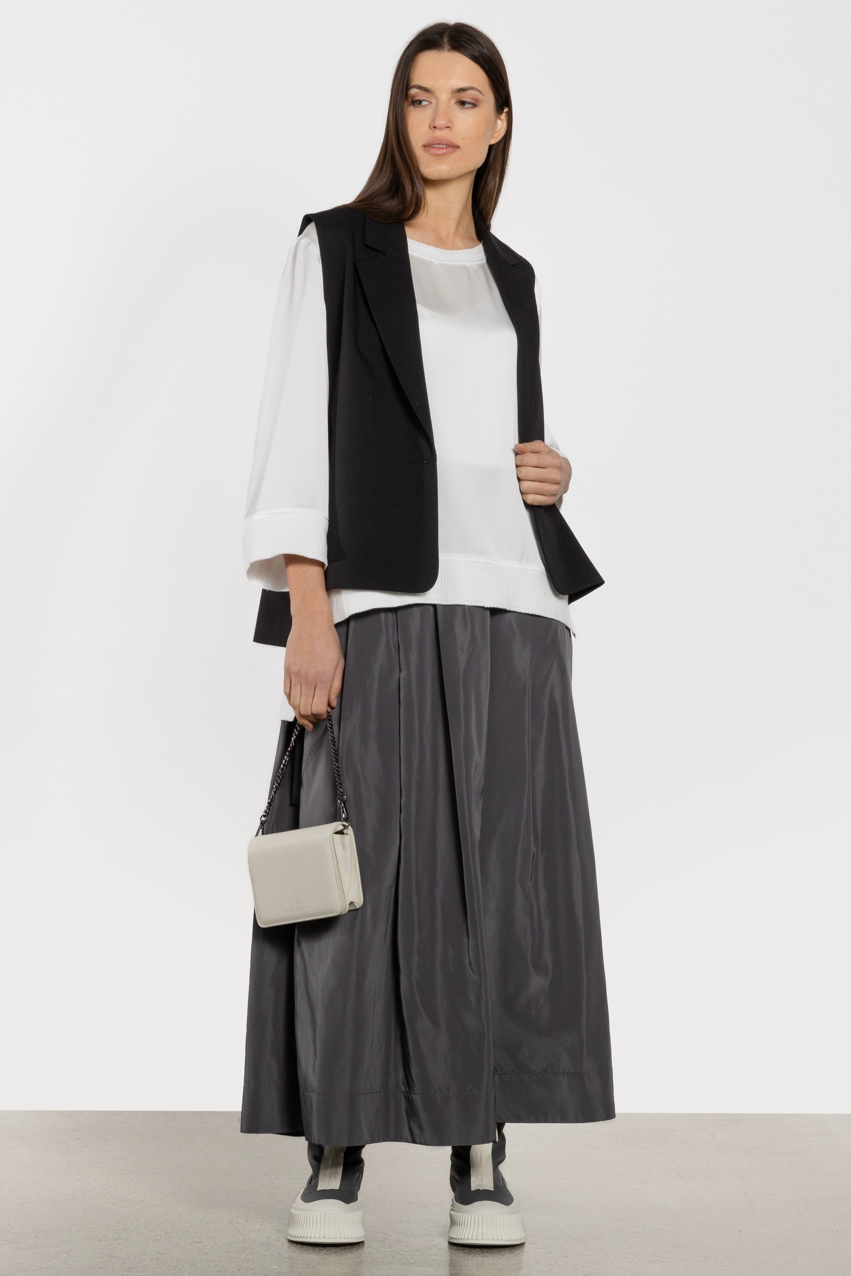 Base High-Low Hem Top