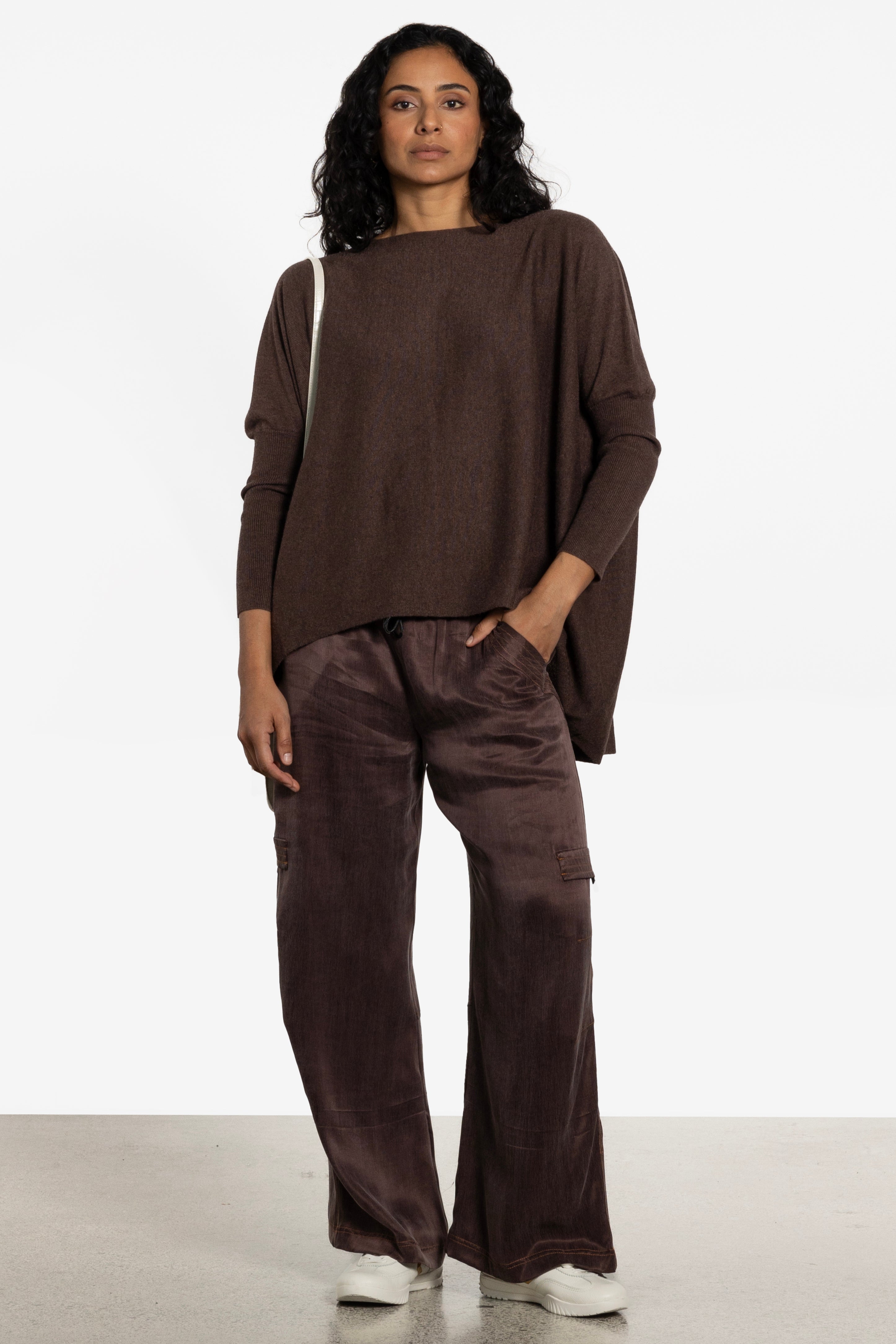 Cece Dropped Shoulder Long Sleeve Knit Top