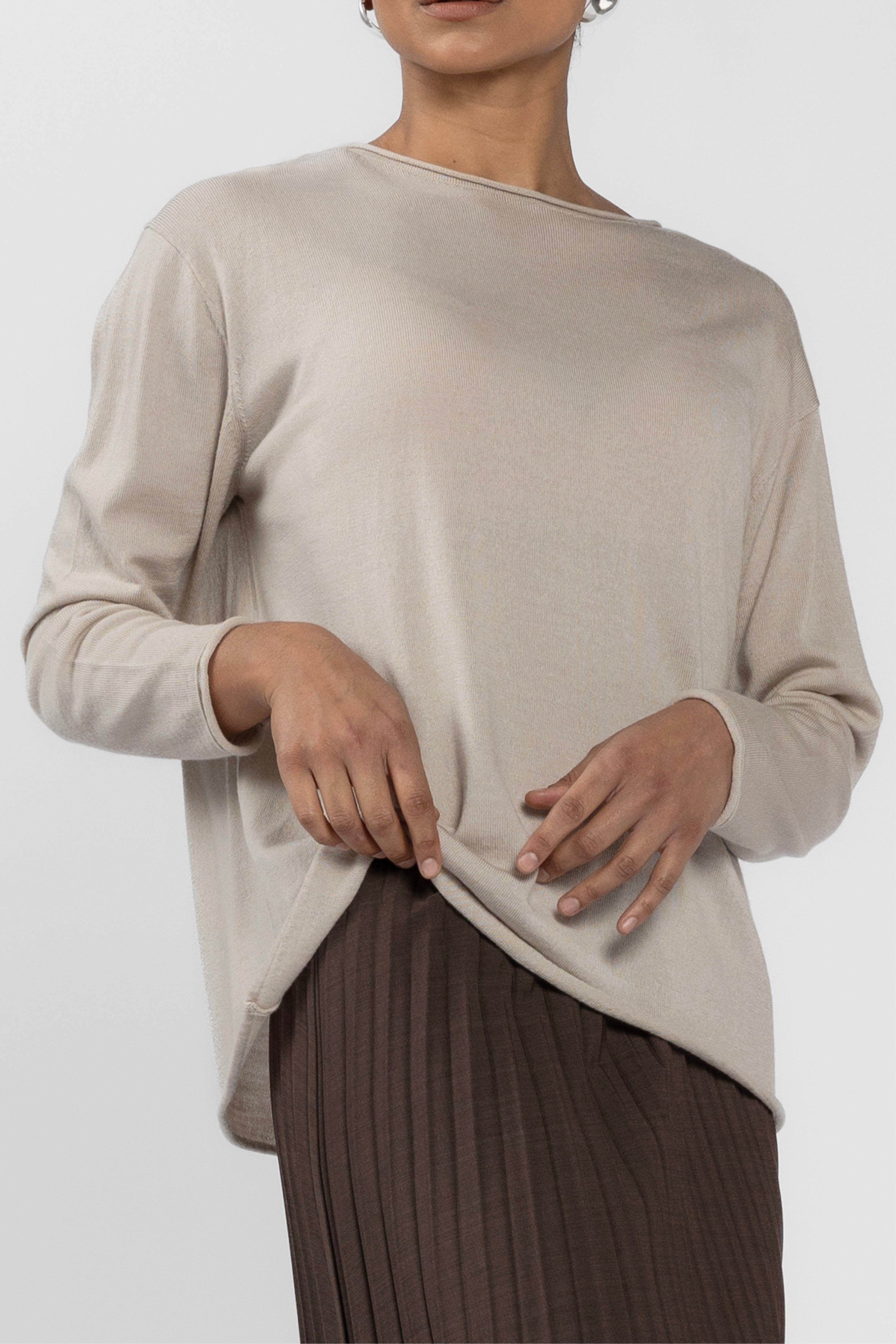 Charm Roll Hem Merino Jumper