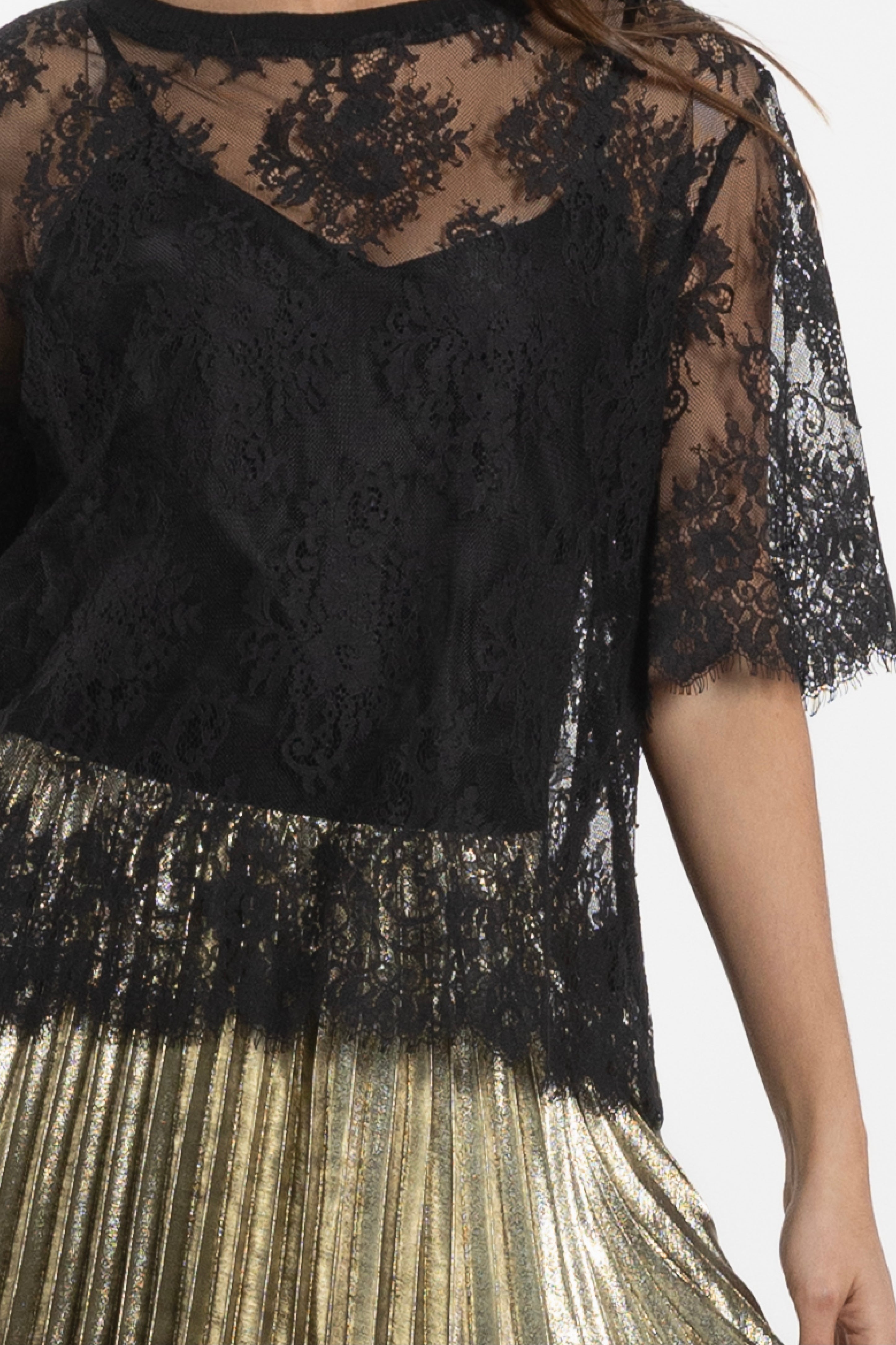 Cilla Scallop Hem Lace Top