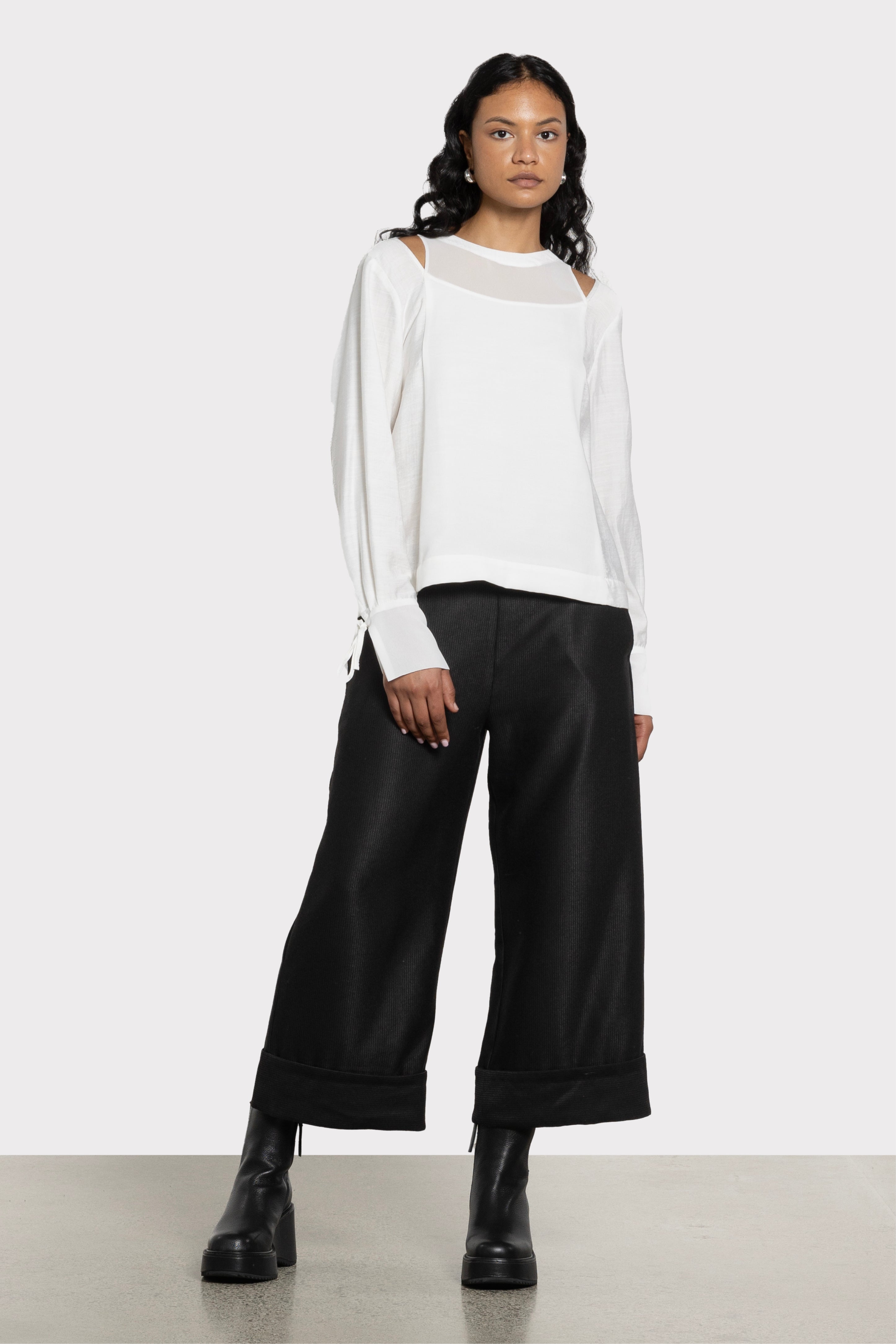 Epic Cut Out Shoulder Long Sleeve Top