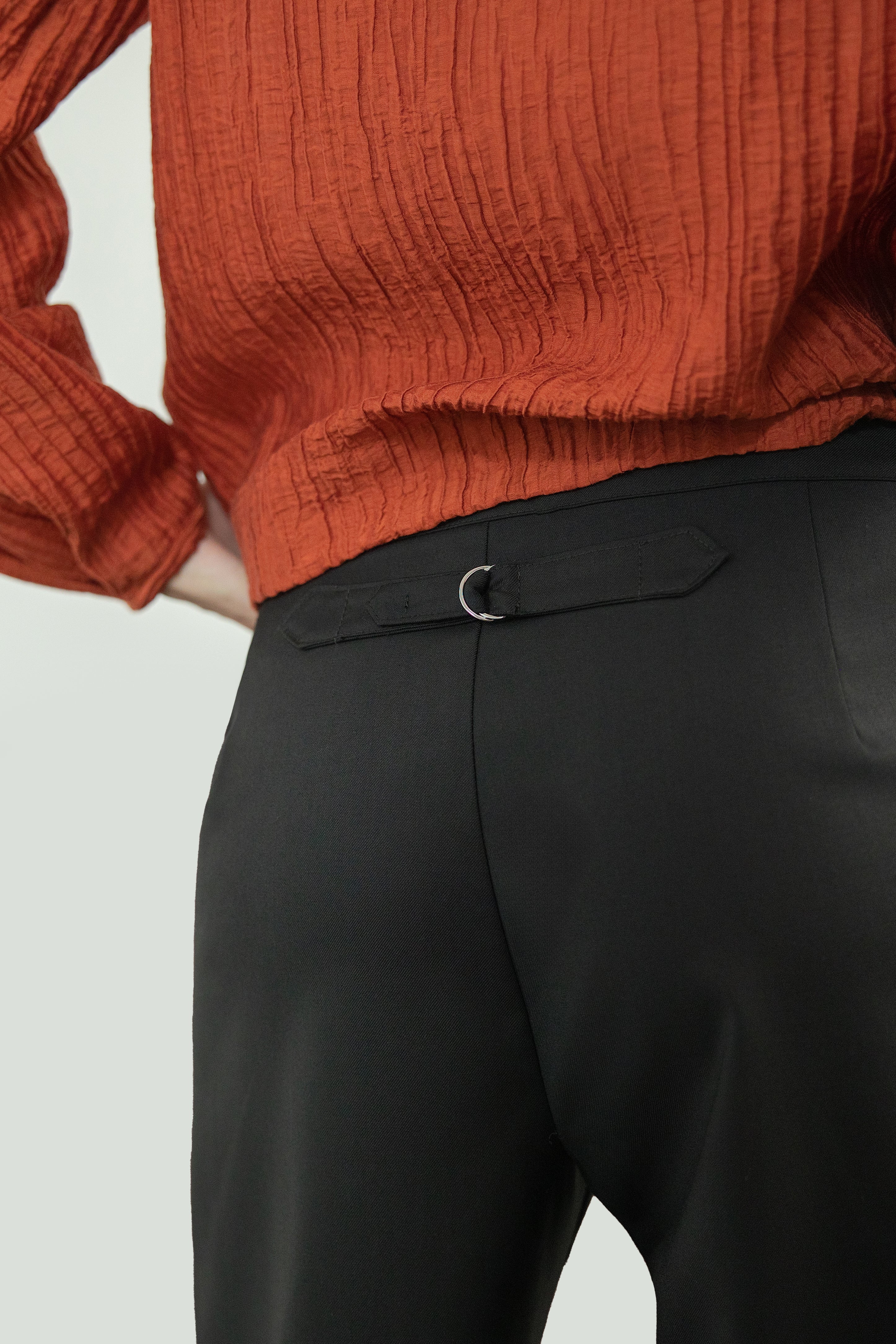 Fusion Barrel Leg Cropped Pant