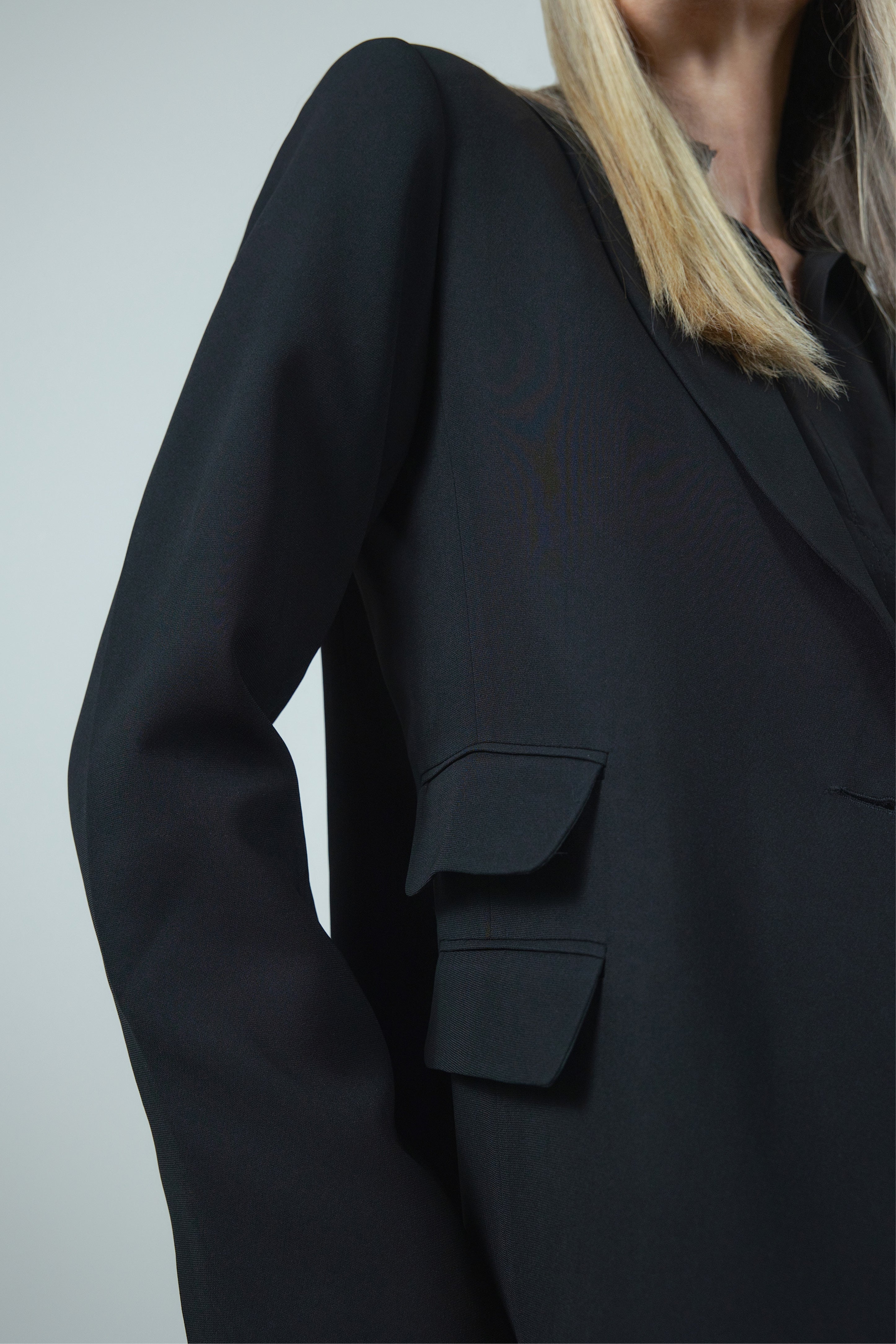 Hale Single-Breasted Blazer
