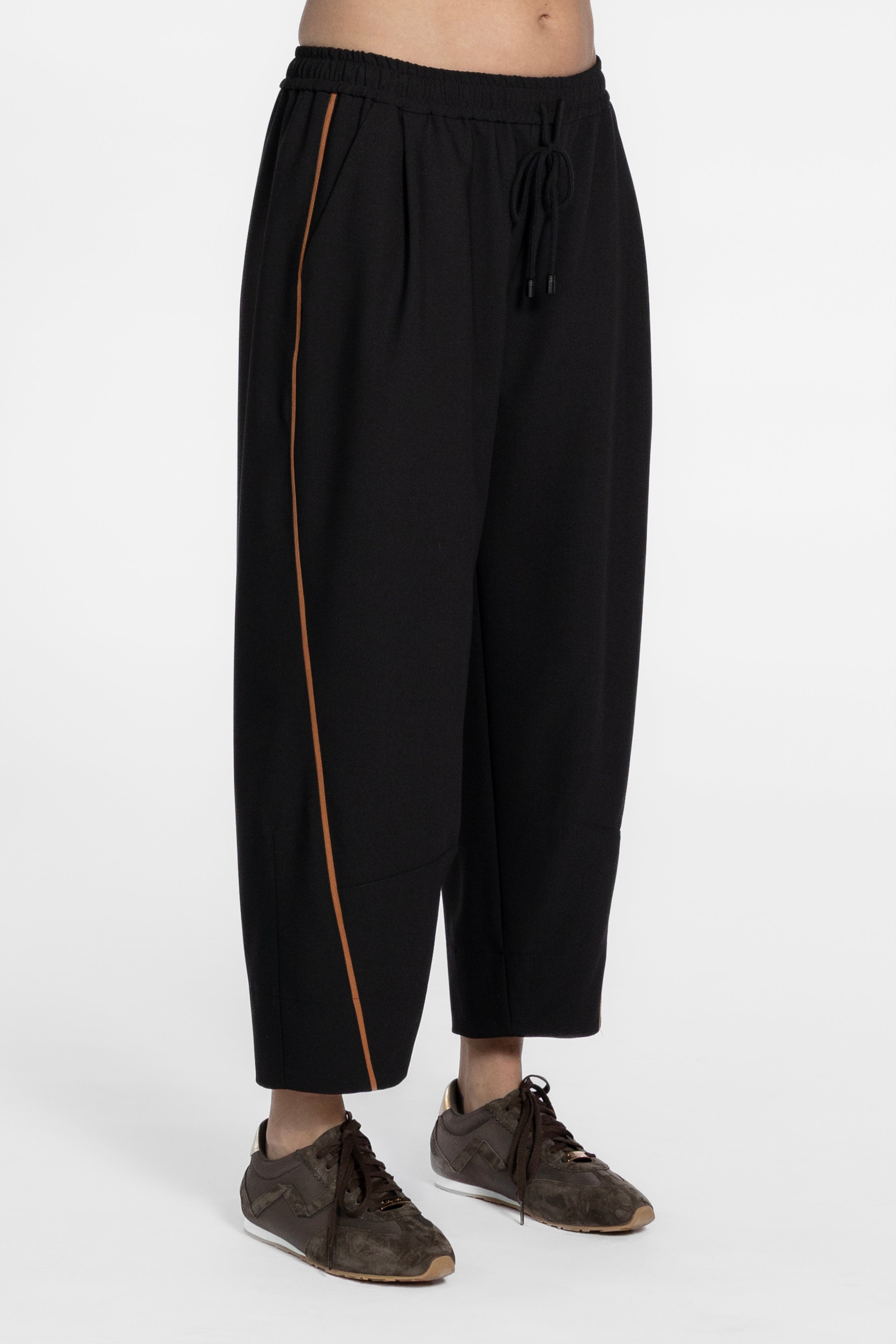Jimmy Barrel Leg Pant