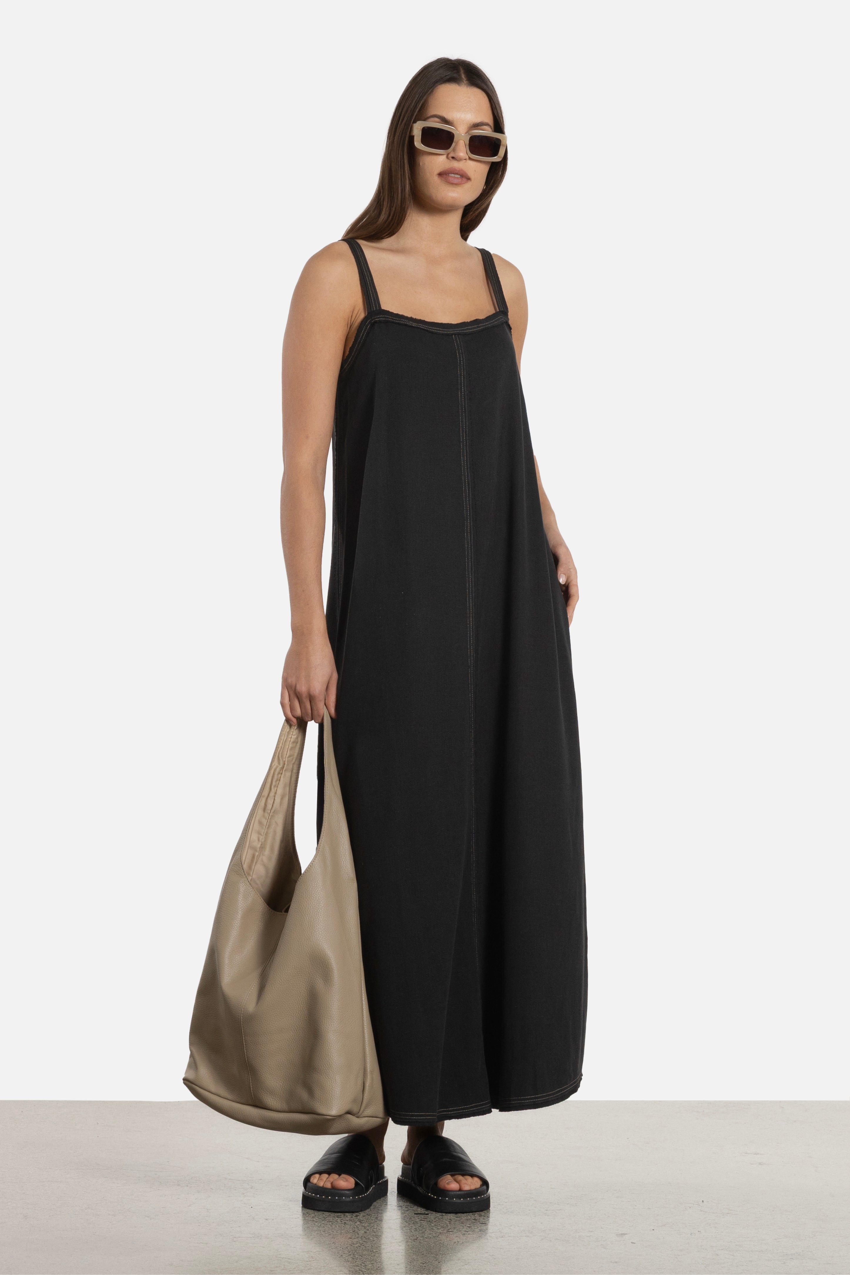 Leeandra Sleeveless Long Dress