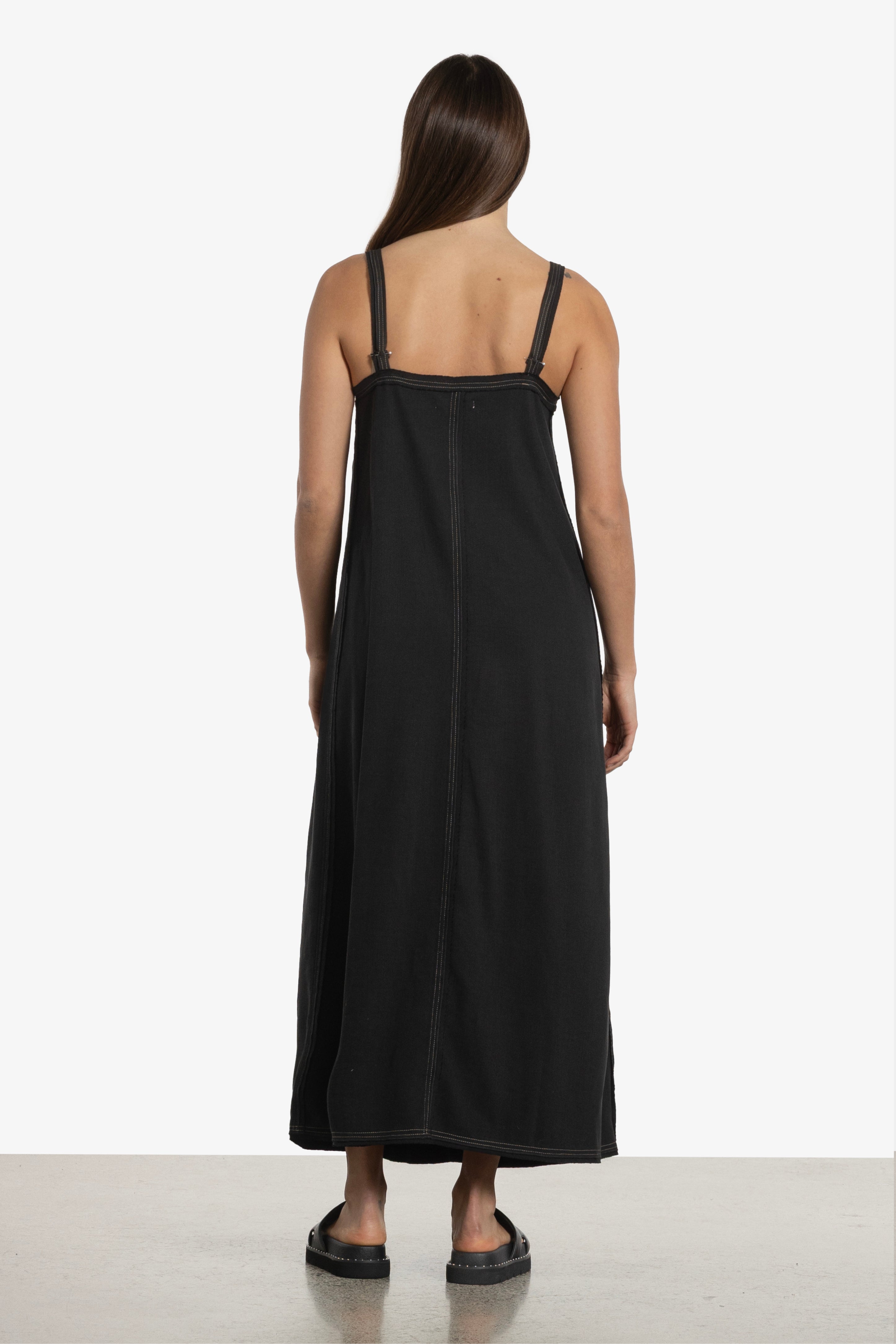 Leeandra Sleeveless Long Dress