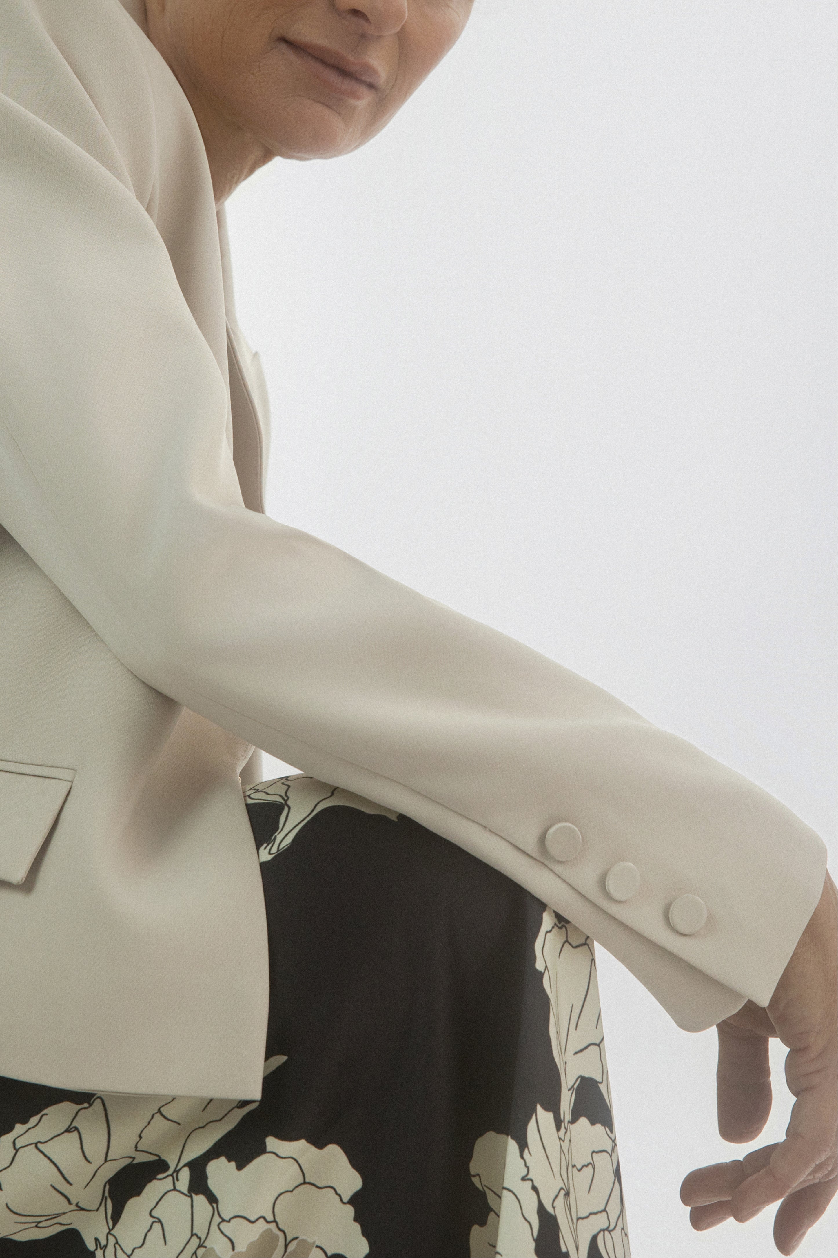 Legend Satin Collar Crop Blazer
