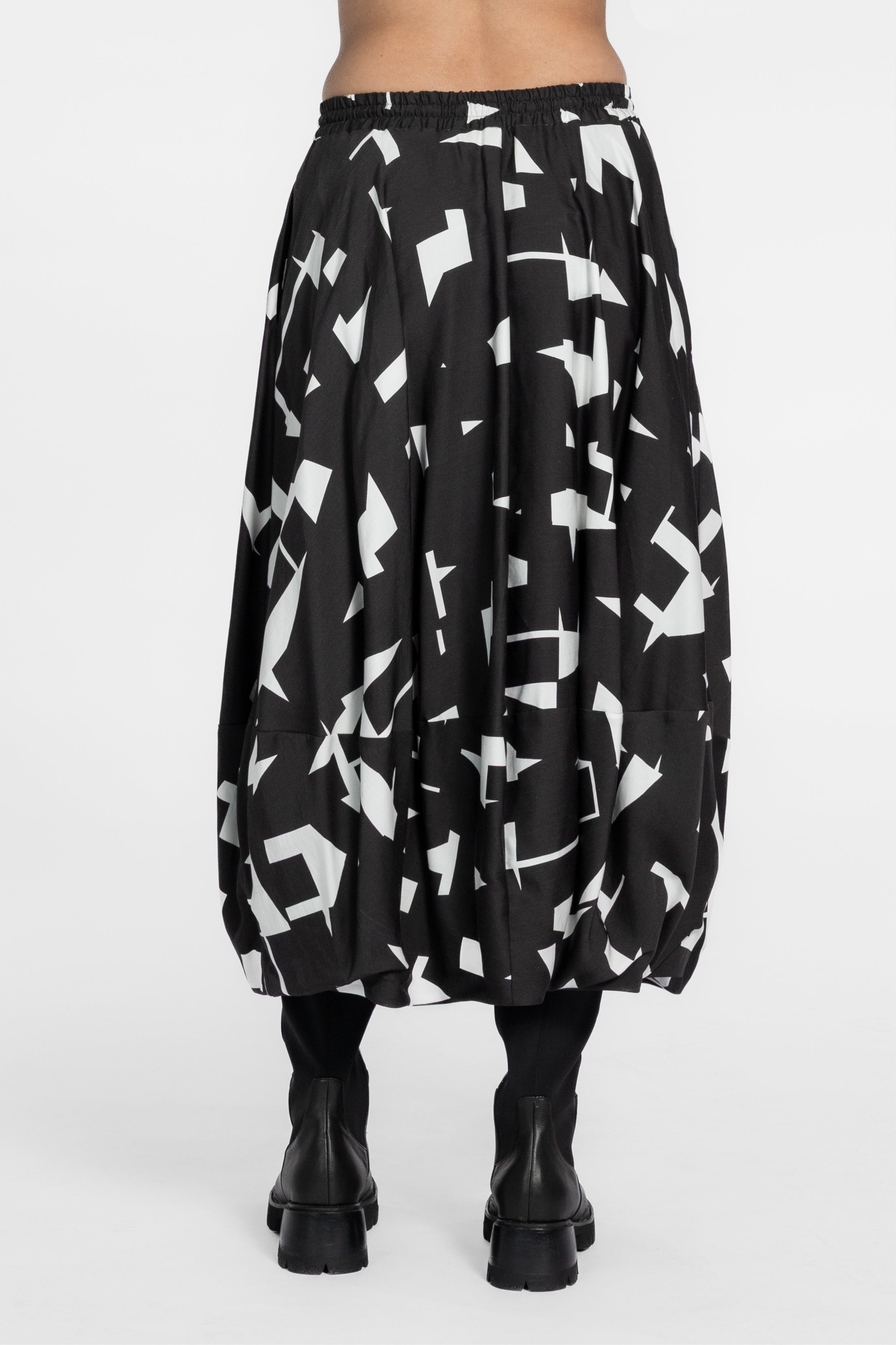 Linea Skirt