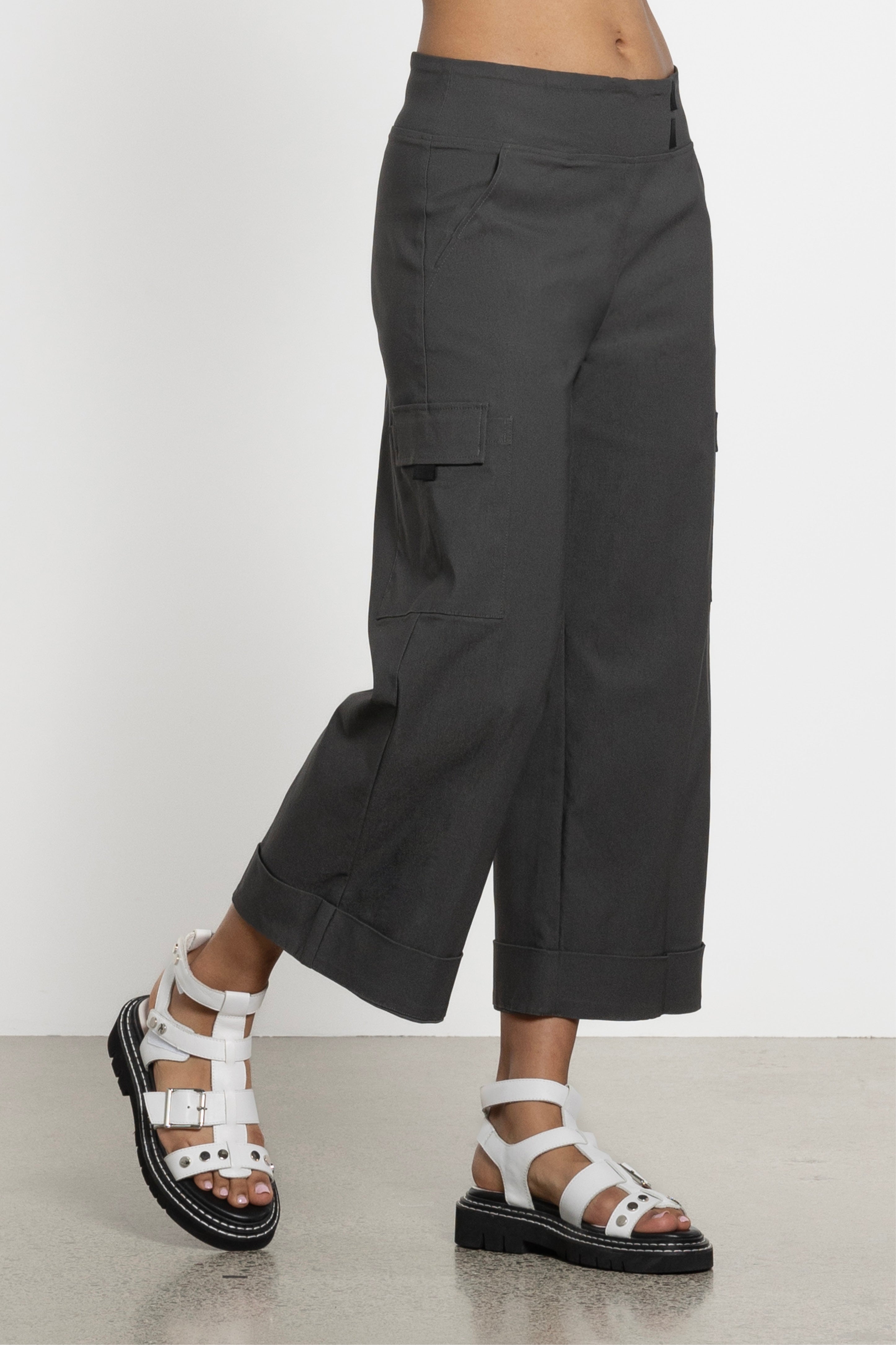 Logan Wide Leg Cropped Pant