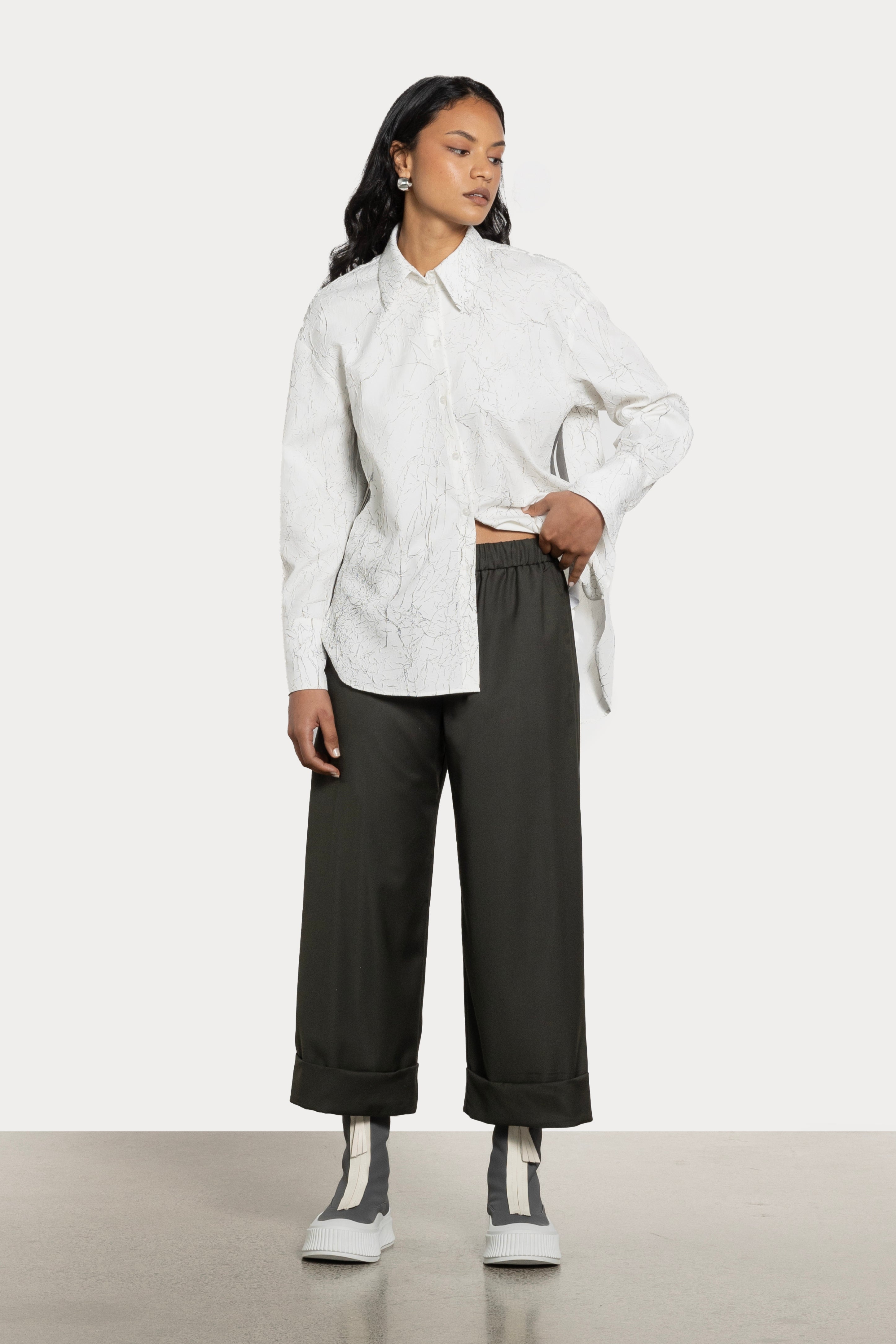Logic Wide Leg Cropped Pant
