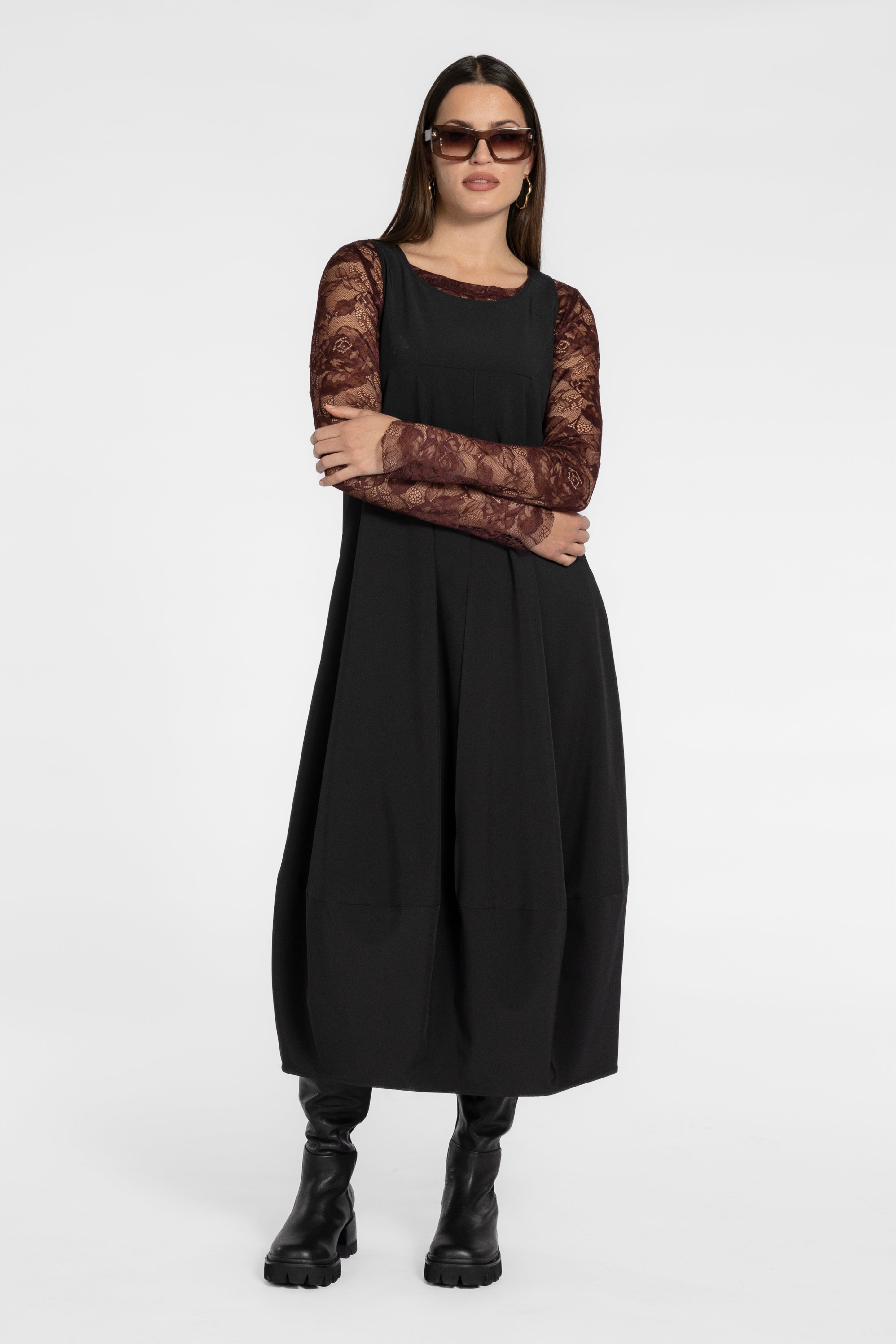 Syrah Stretch Lace Long Sleeve Top