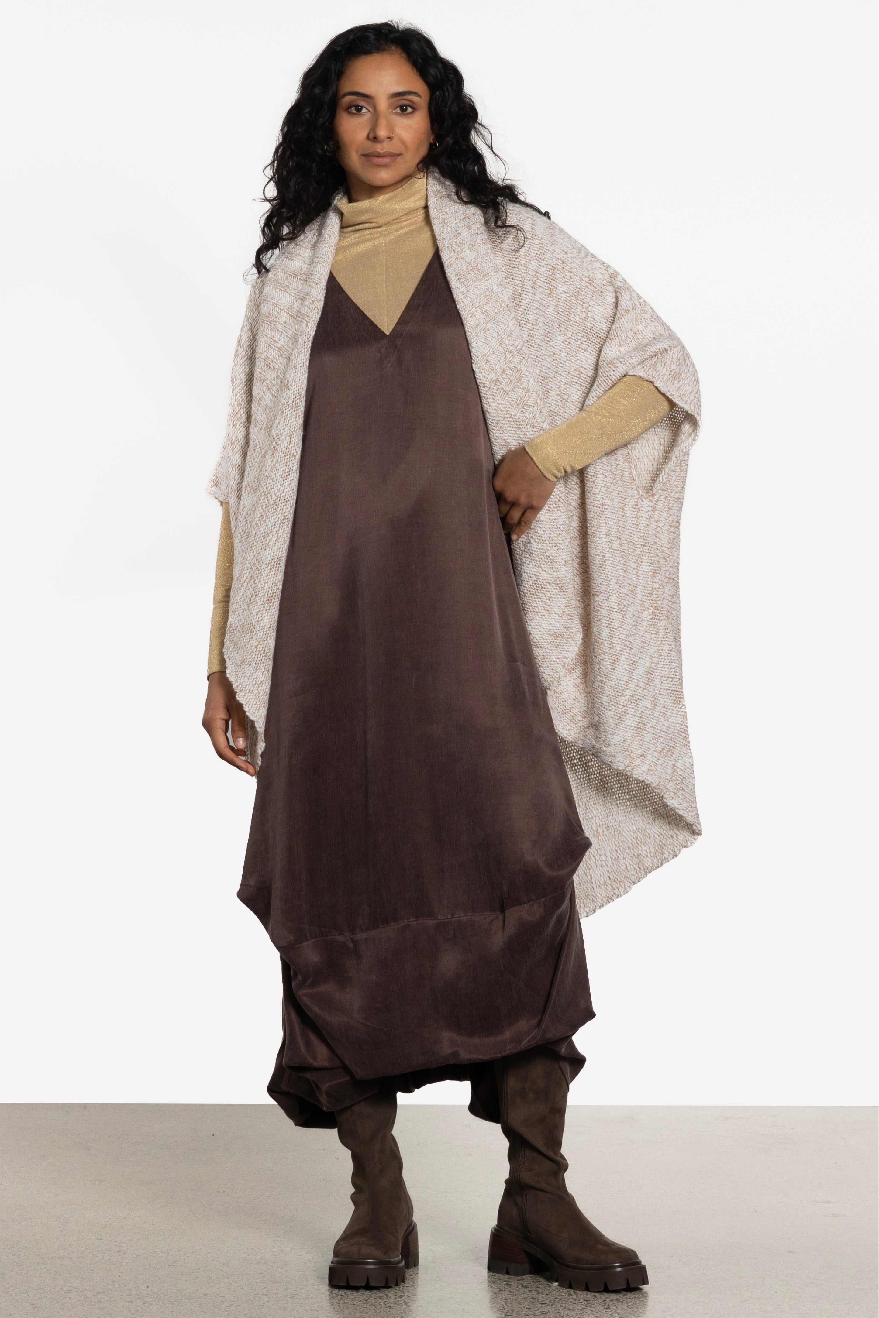 Thea V-Neck Sleeveless Midi Dress