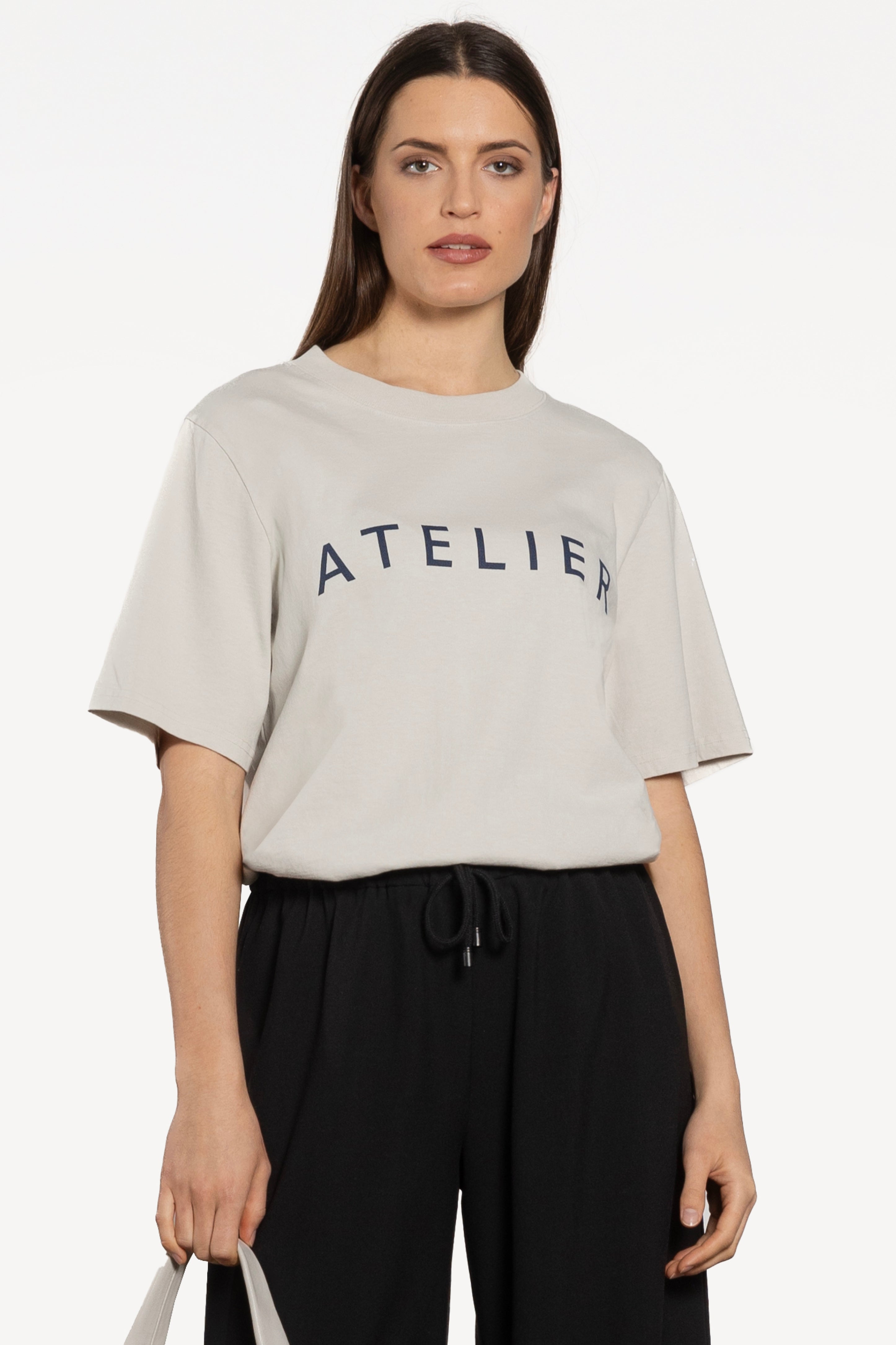 Atelier Tee