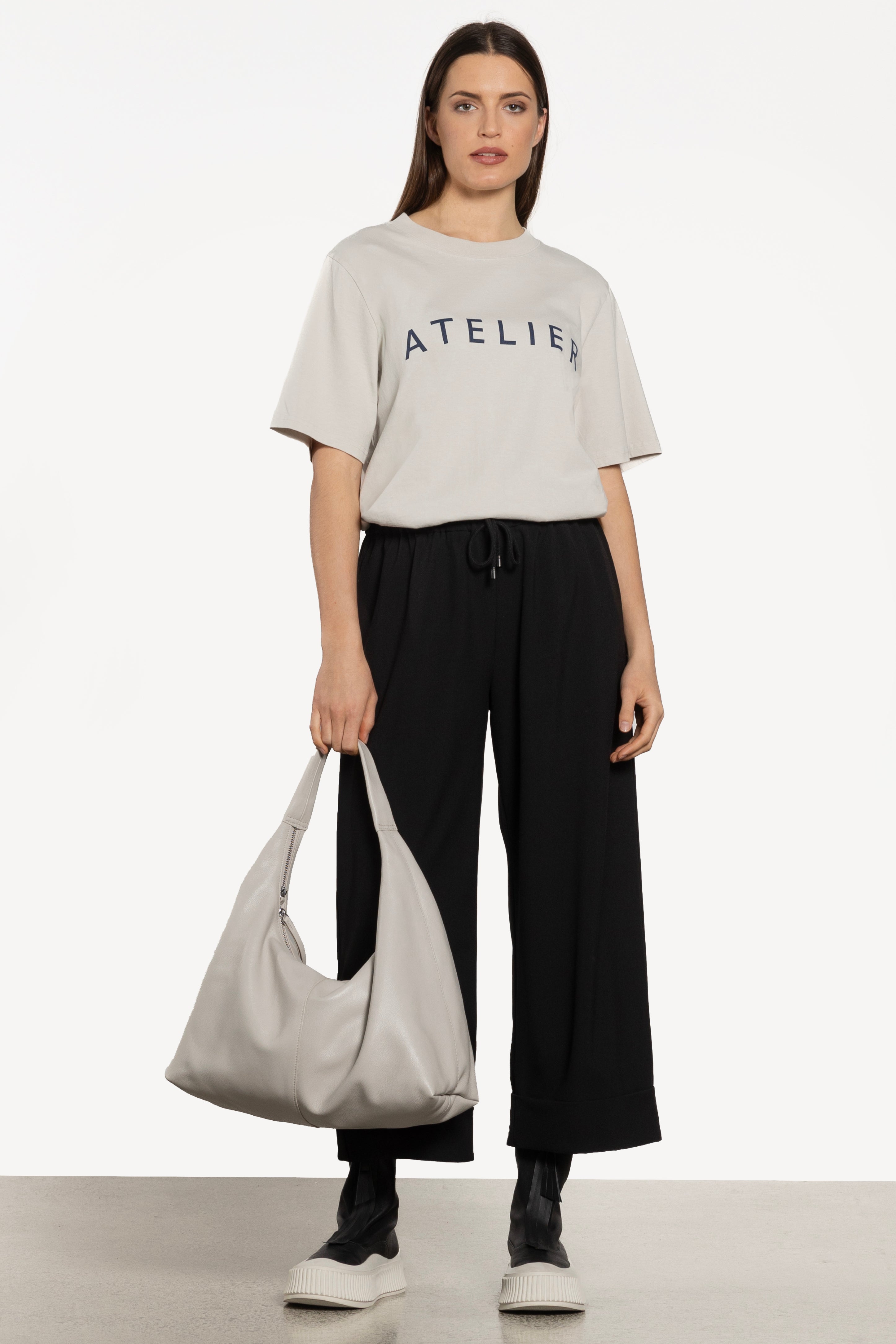 Atelier Tee