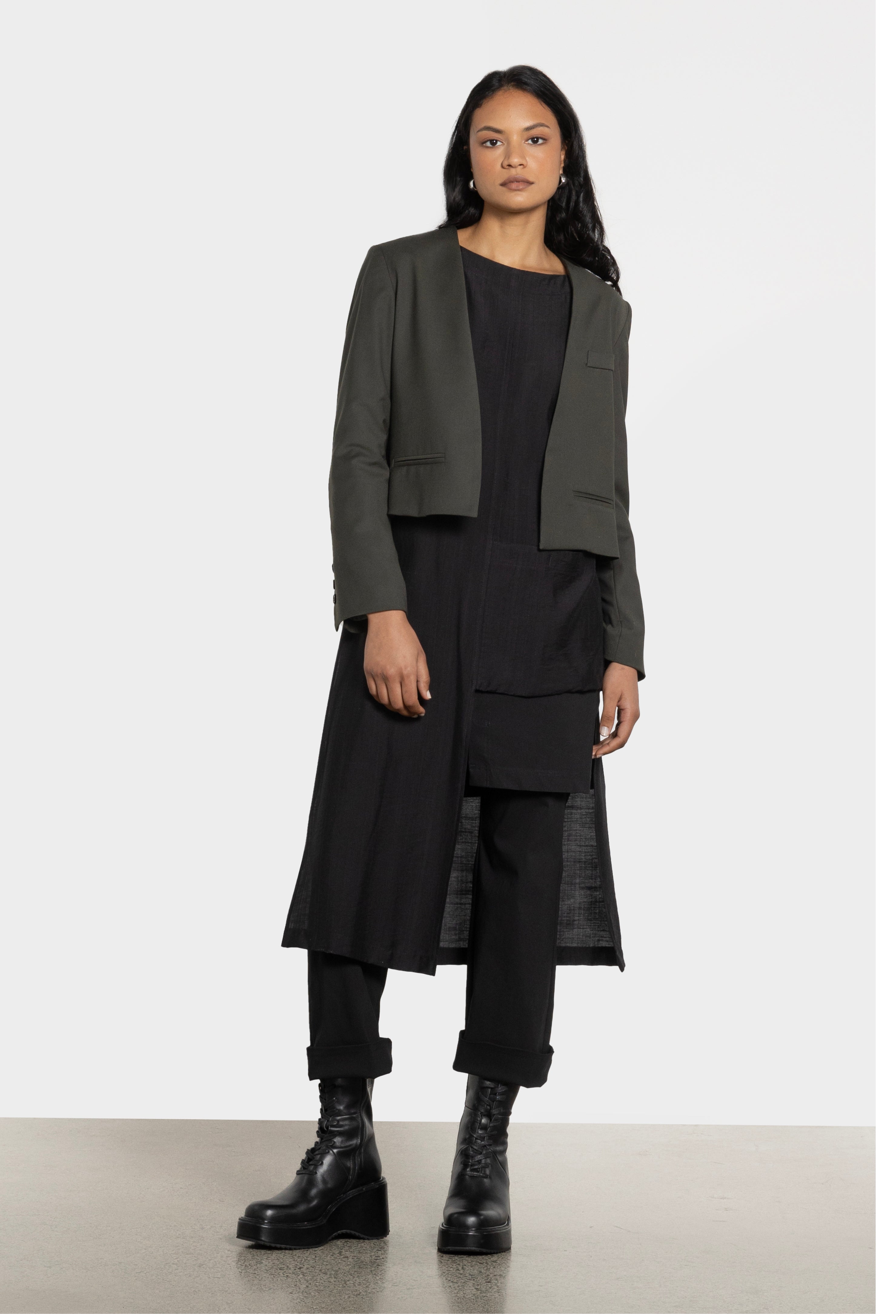 Voltage Asymmetric Tunic