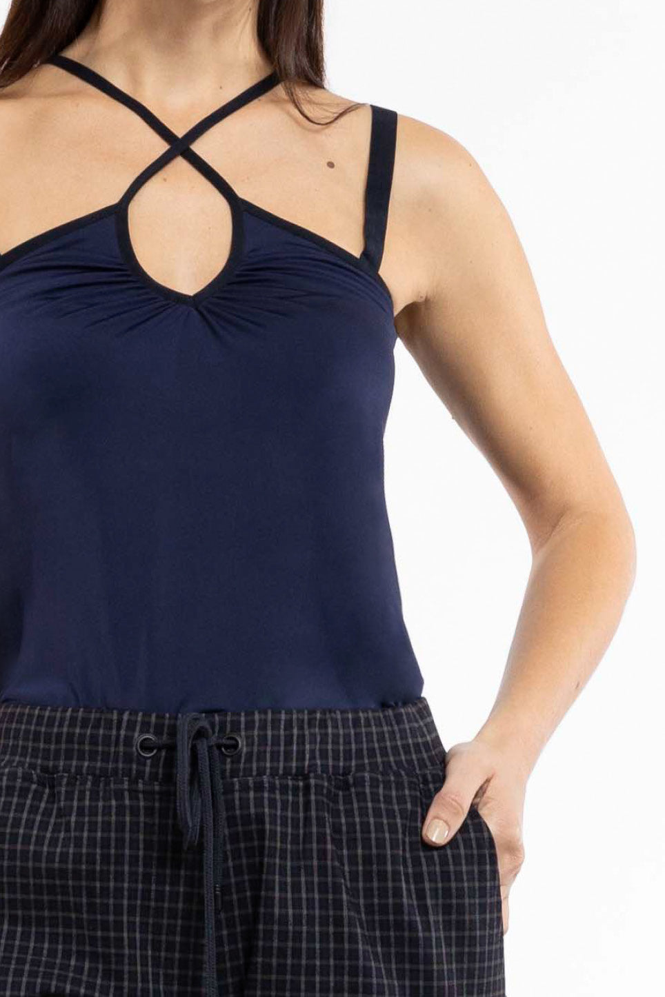 Voltage Top