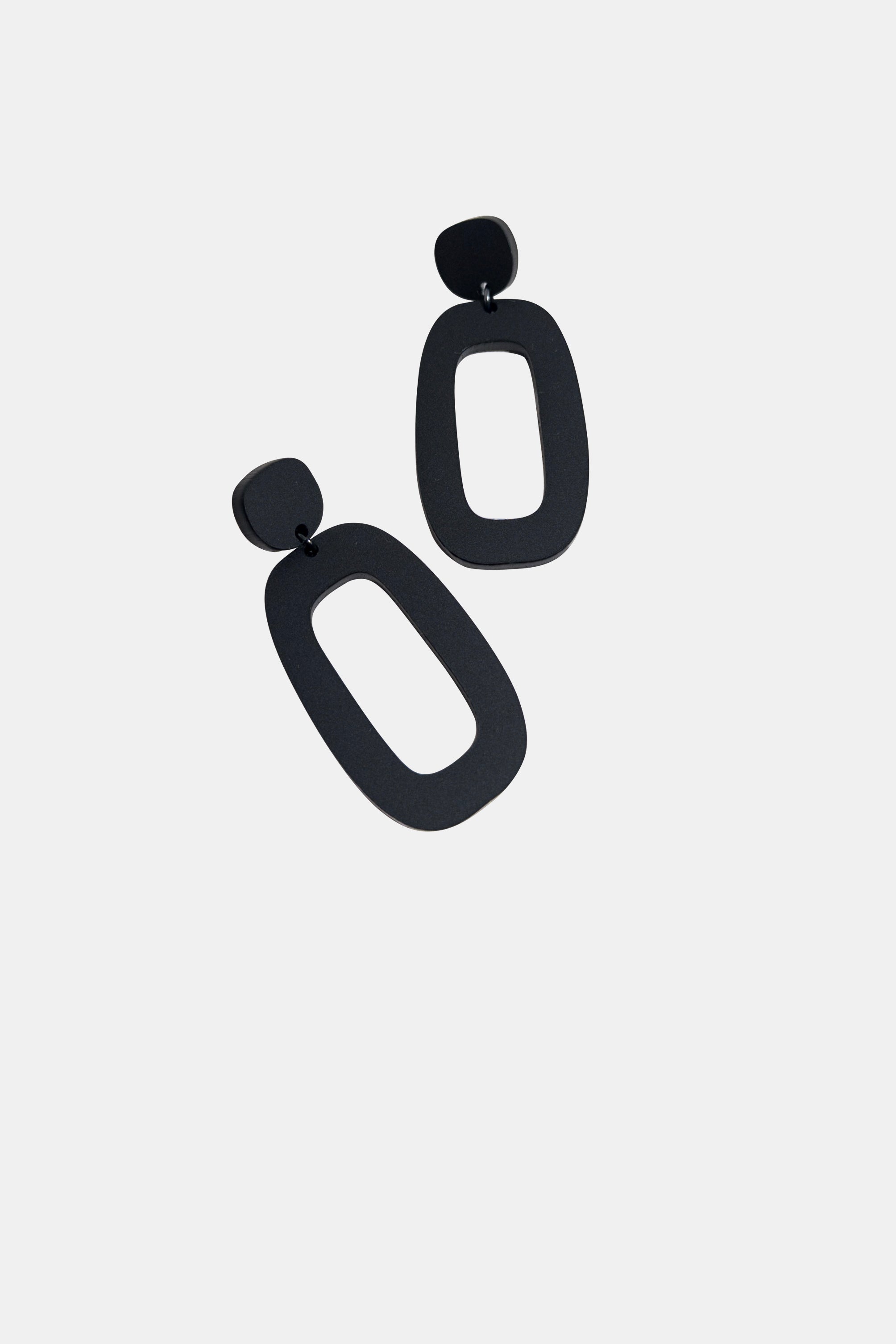 Riley Dangle Earrings