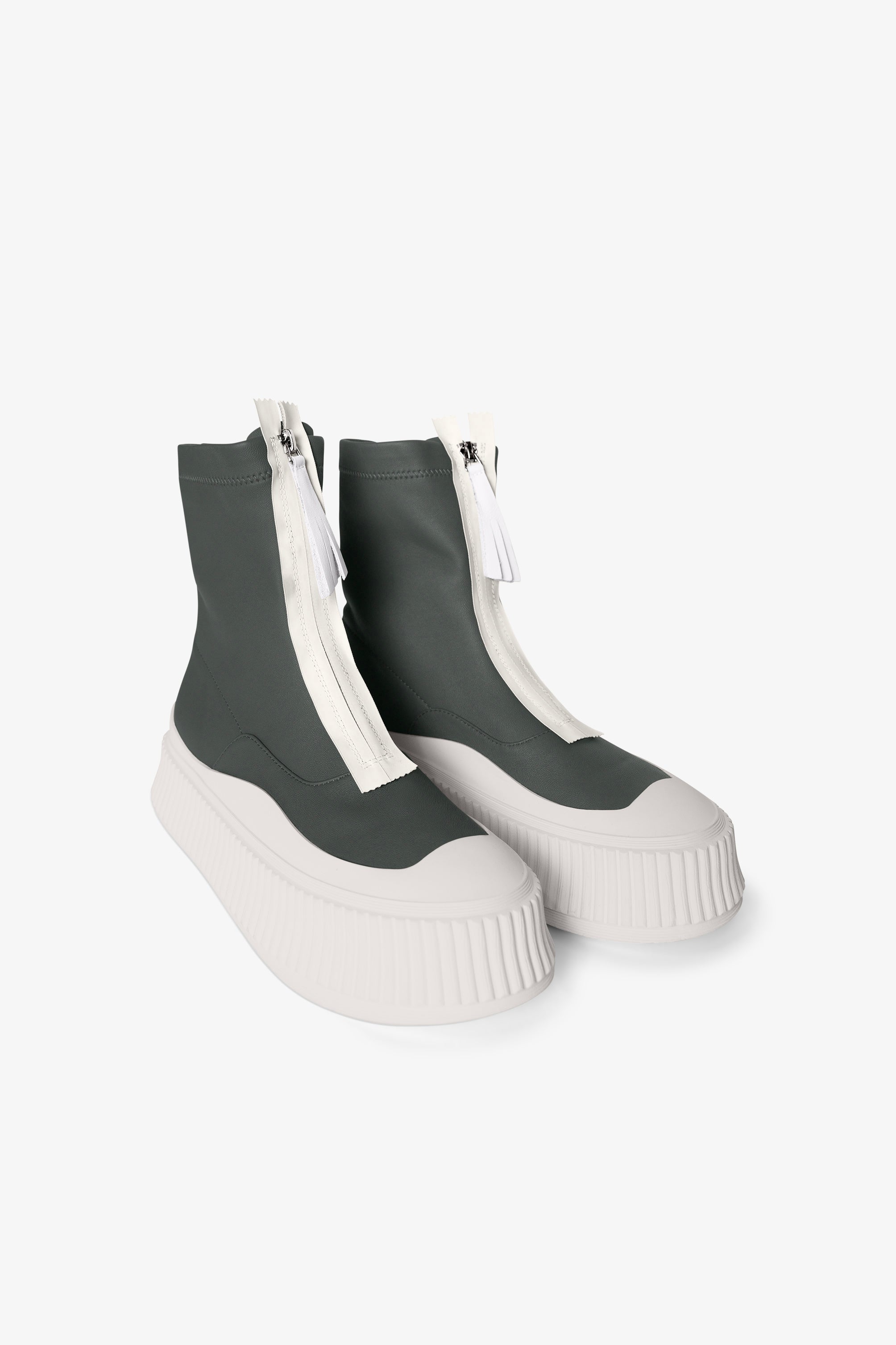 Ultrasonic Sneaker Boot