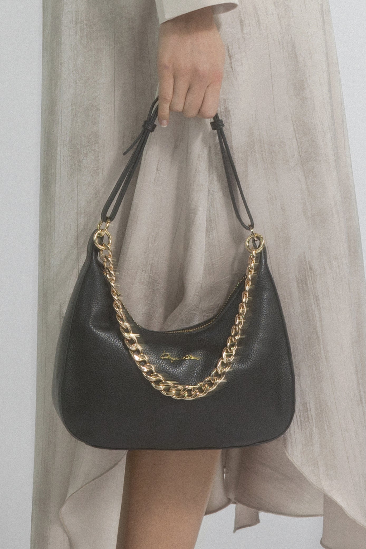 Belle Baguette Shoulder Bag