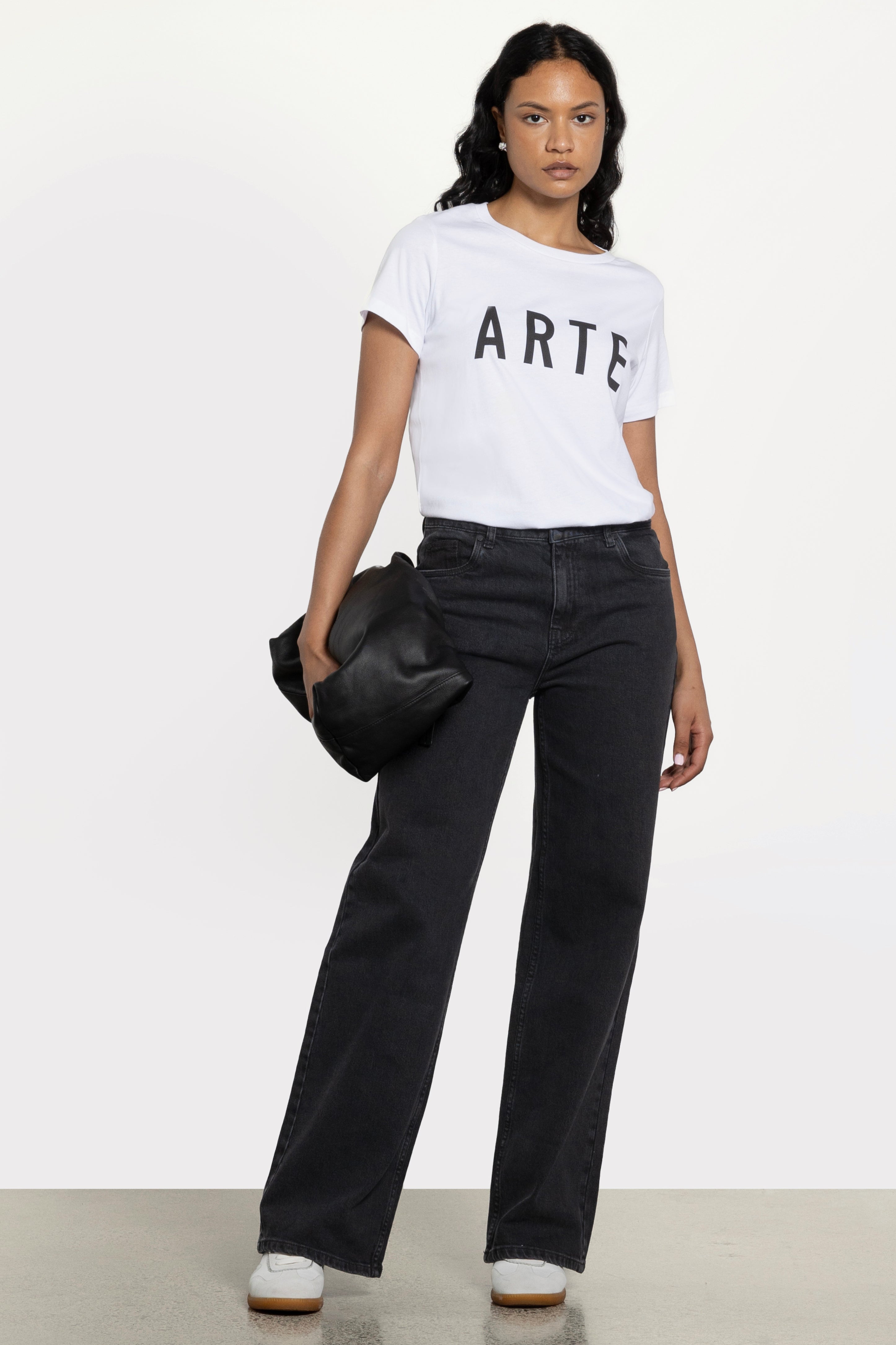 Vega Highwaist Wide Leg Jean