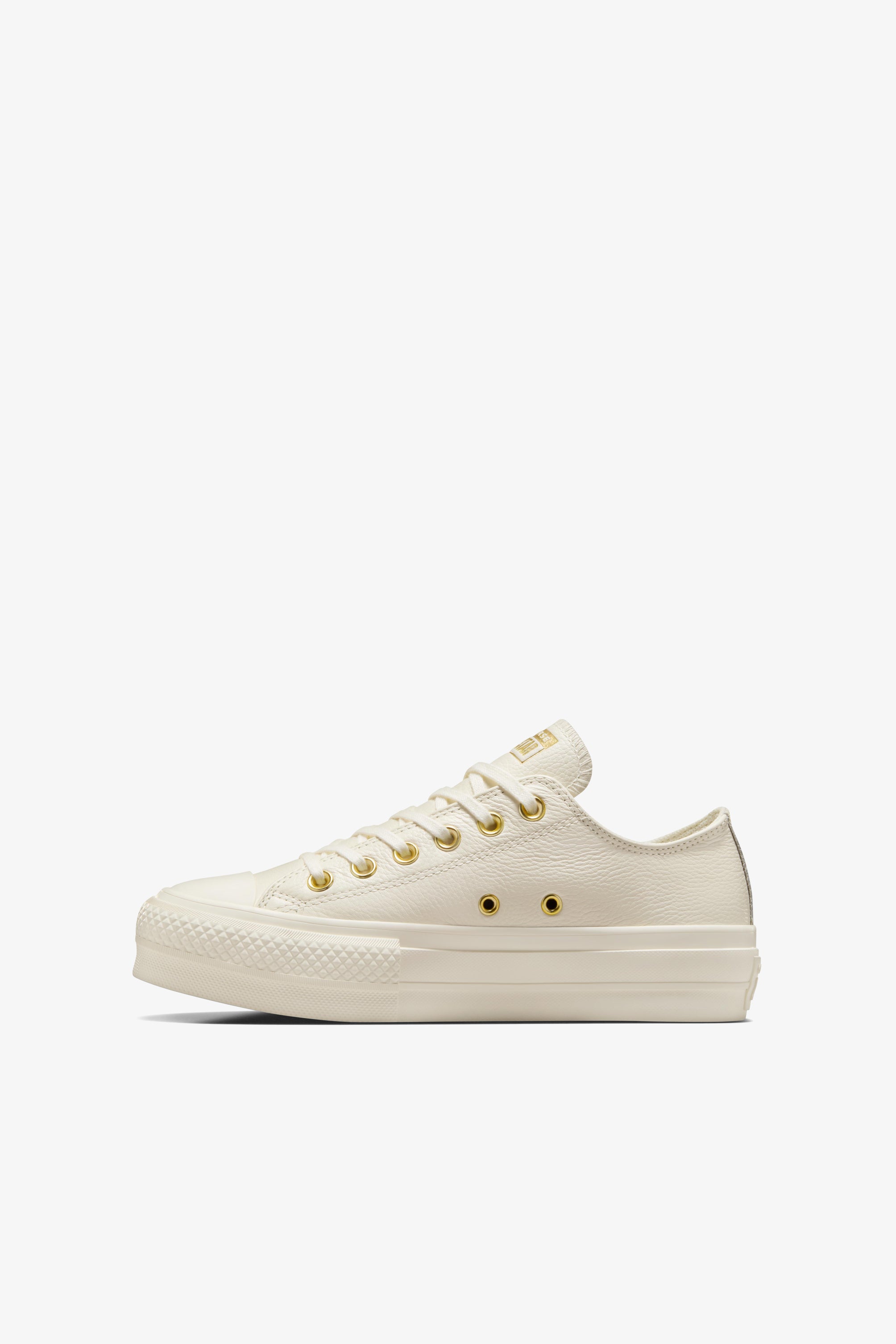 Chuck Taylor Platform Leather Low Tops
