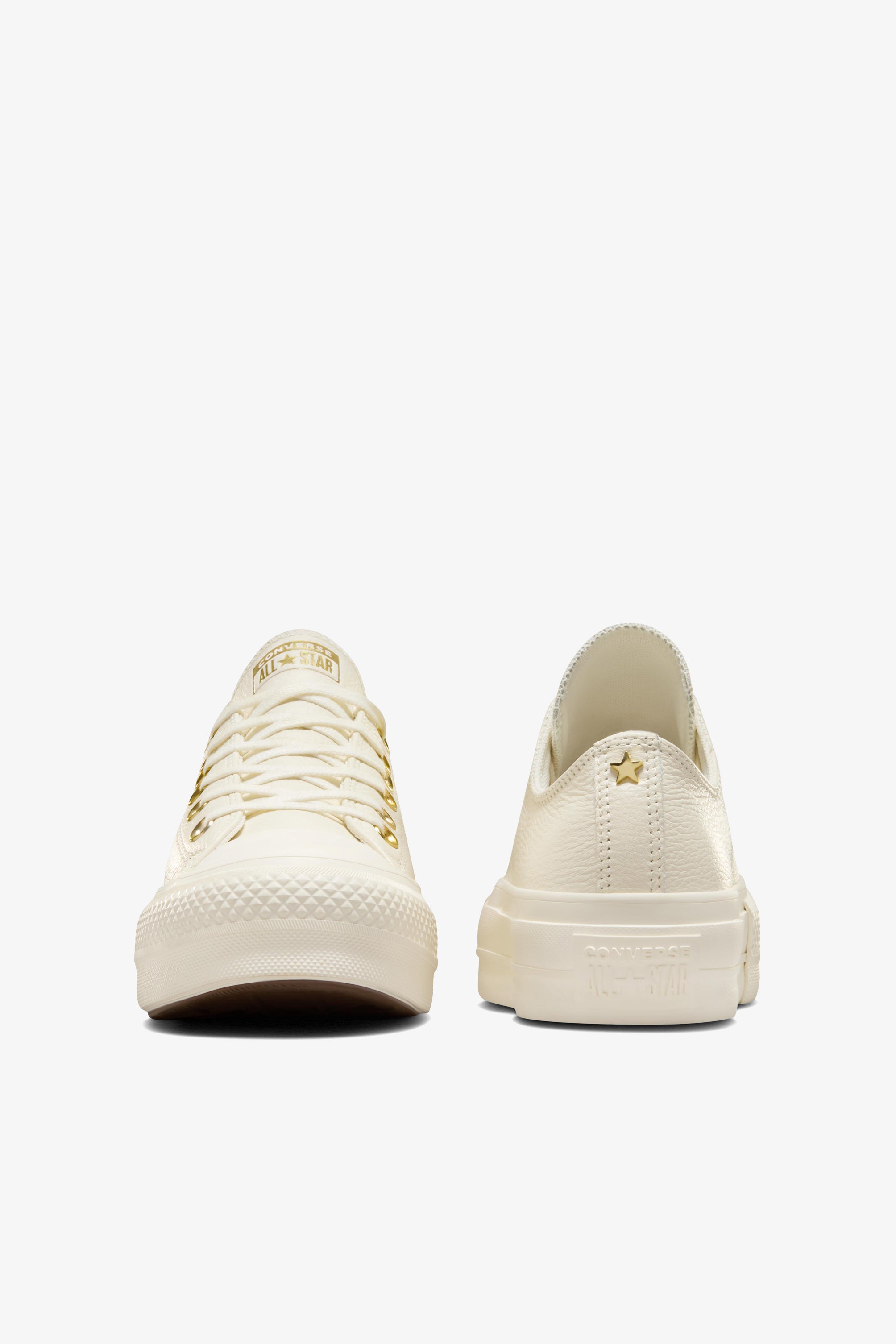 Chuck Taylor Platform Leather Low Tops