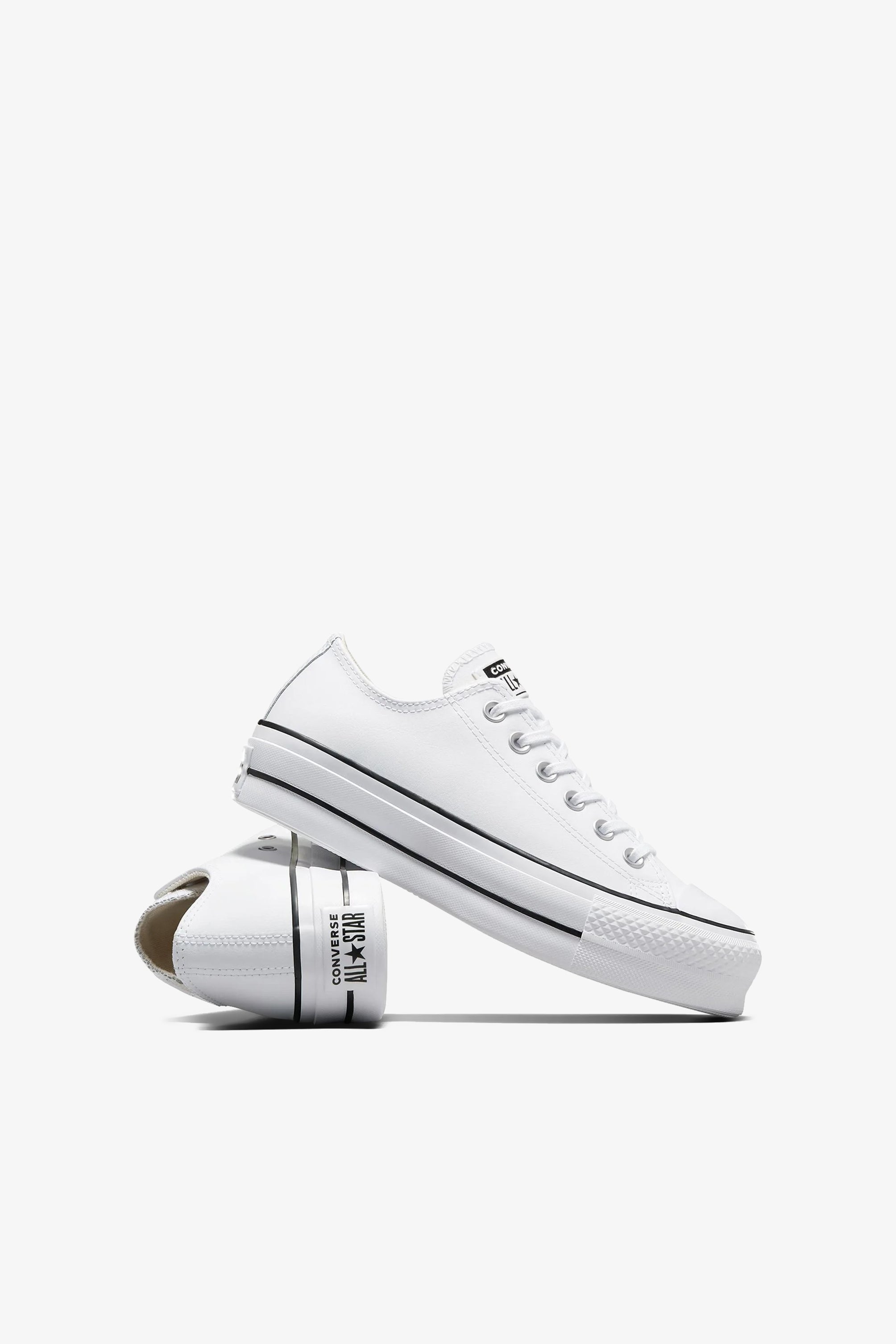 Chuck Taylor Platform Leather Low Tops