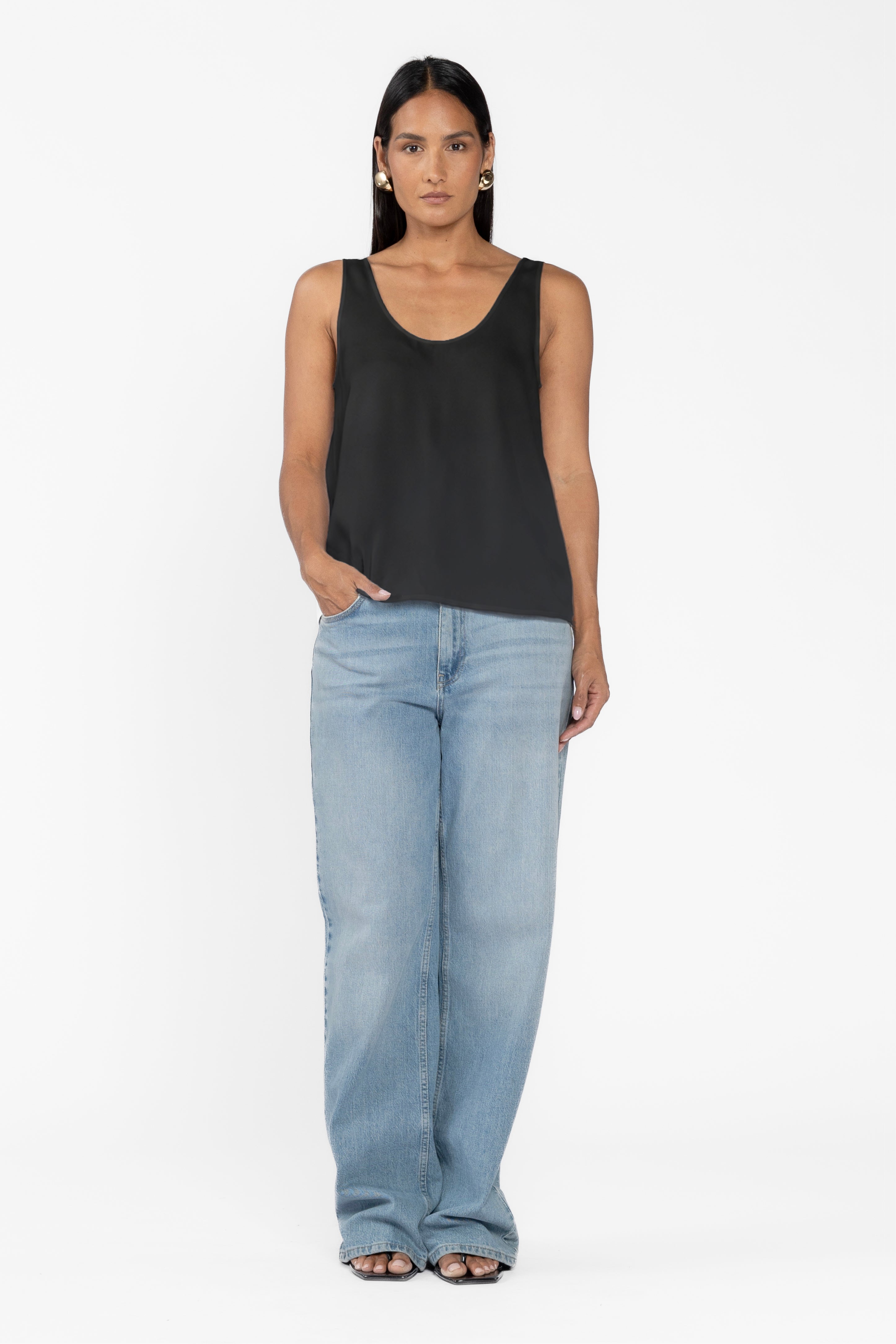 Anna Scoop Neck Cami - Black