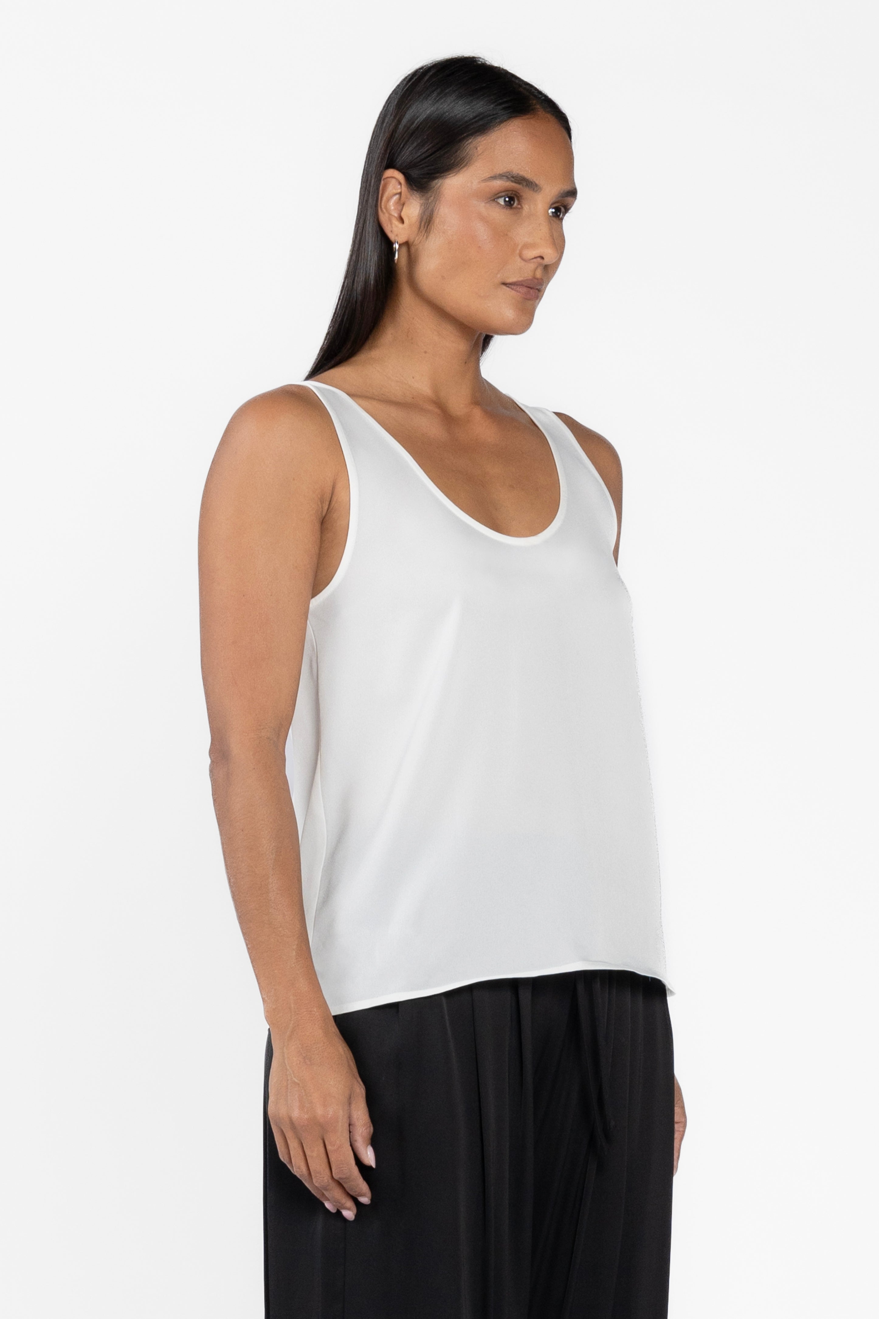 Anna Scoop Neck Cami - White