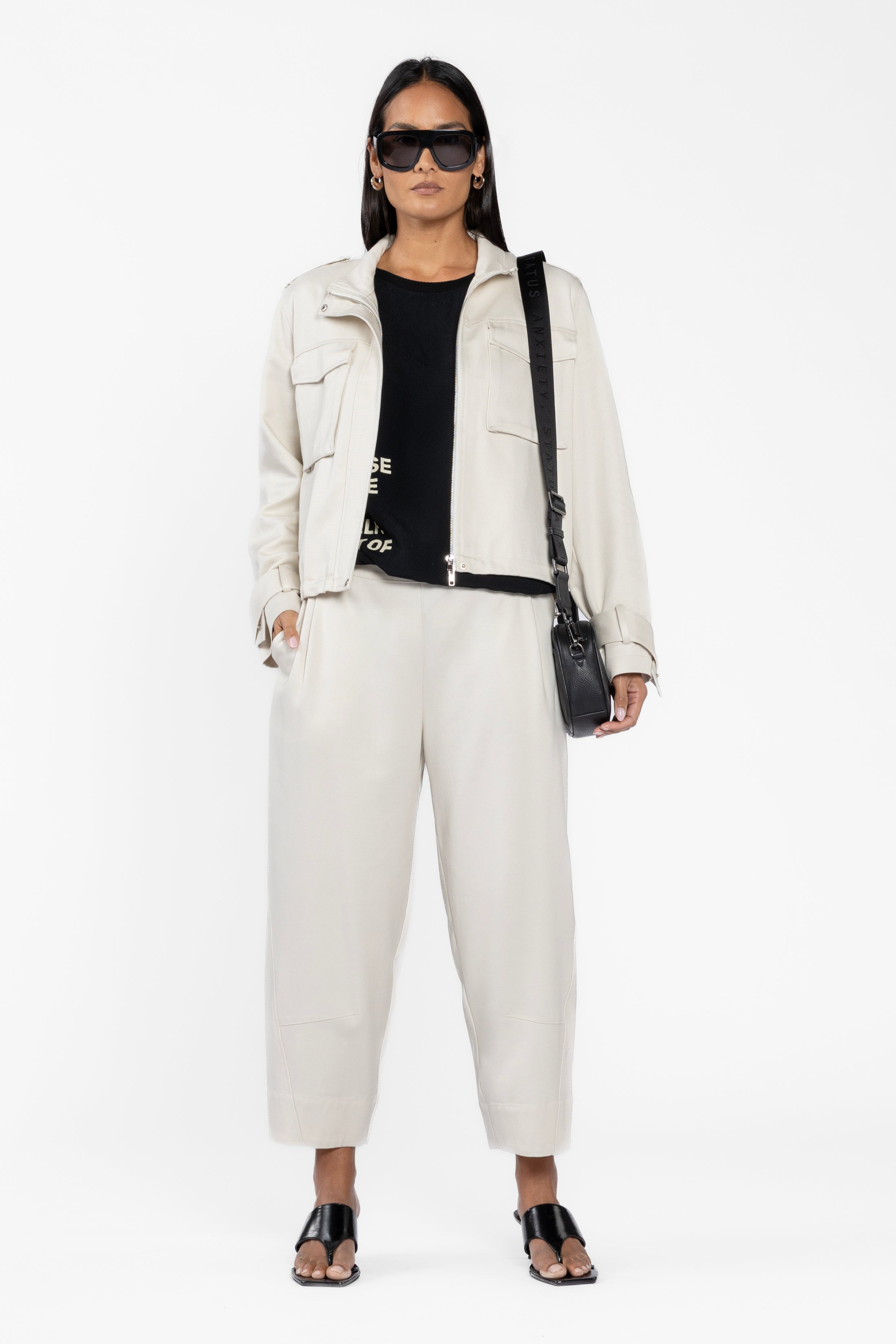 Bella Barrel Leg Cropped Pant