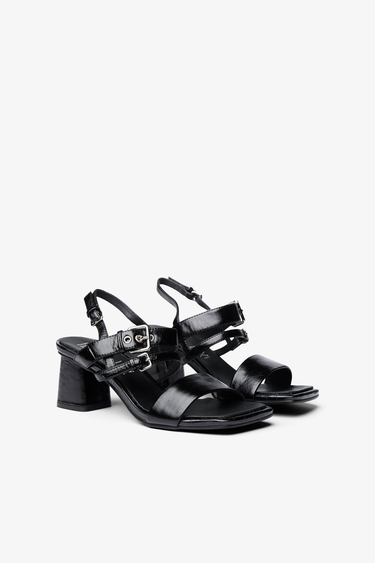 Cosmopolitan Heel