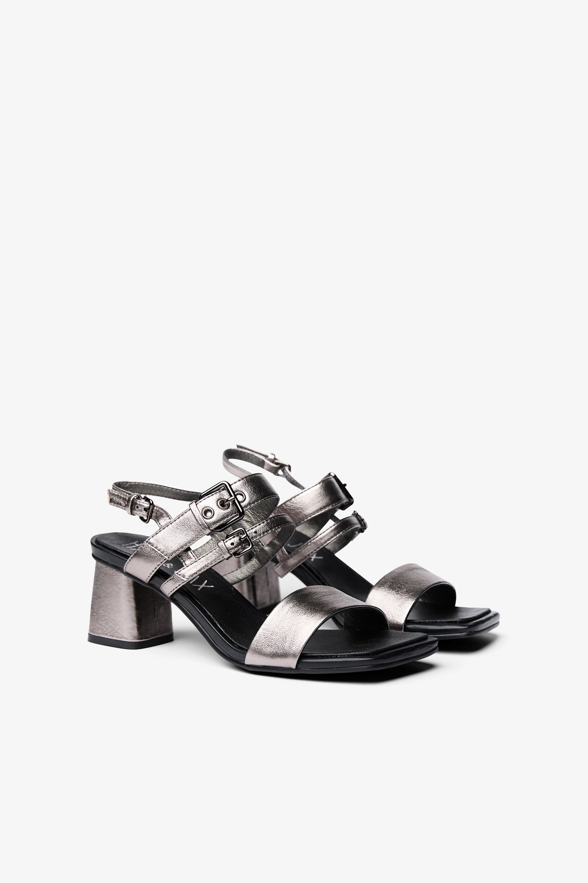 Cosmopolitan Heel