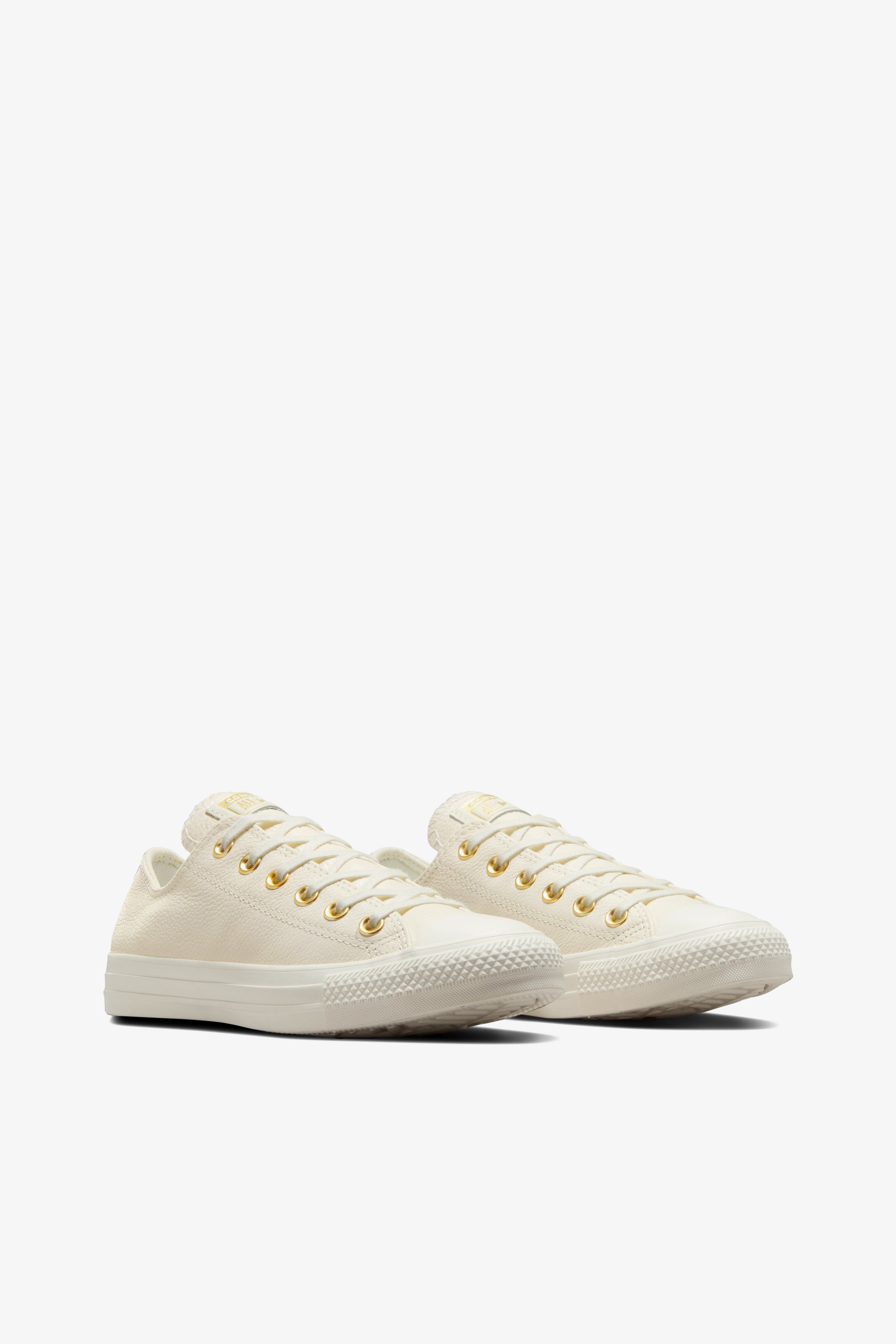 Chuck Taylor All Star Leather Low Top