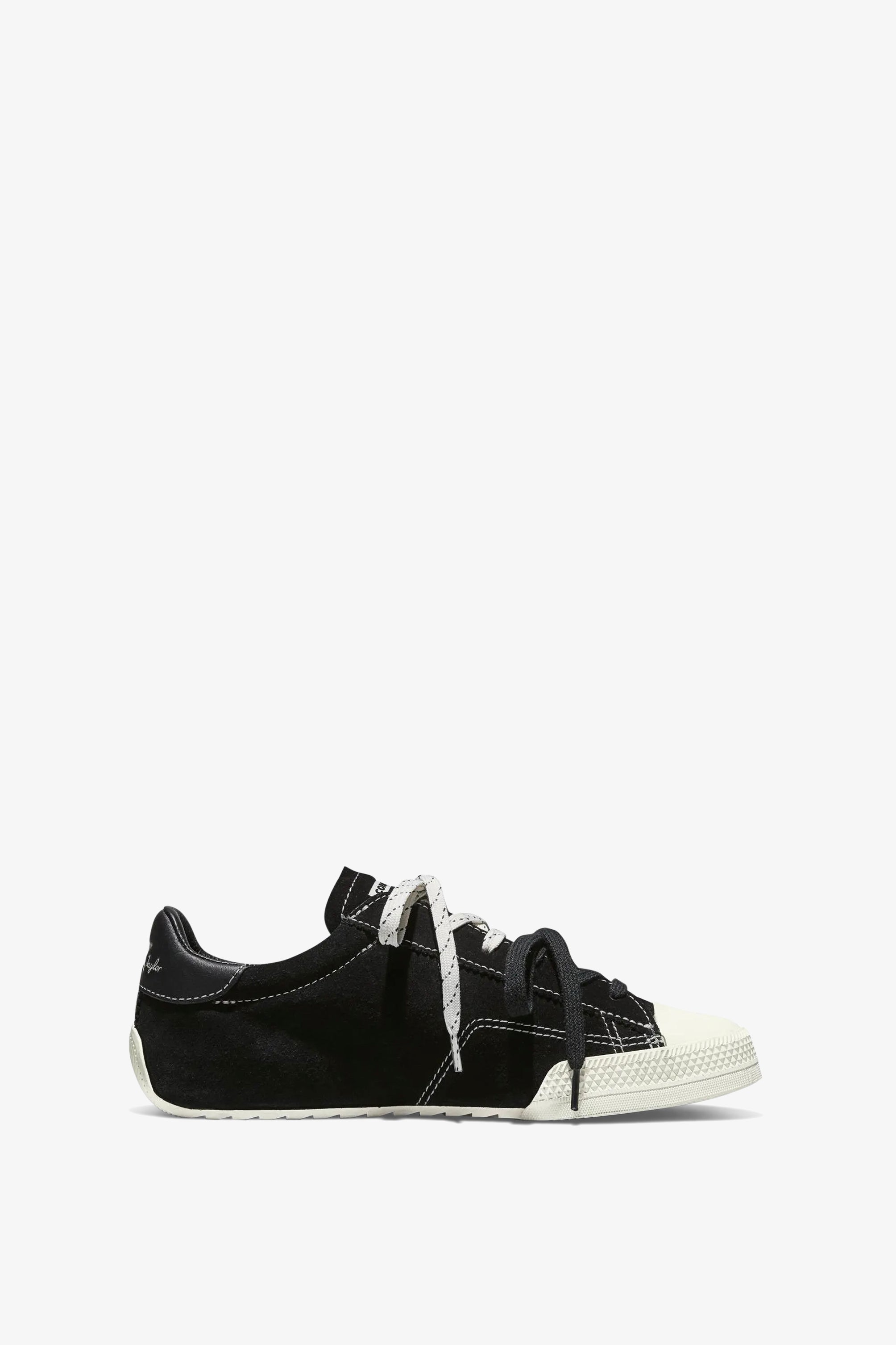 Chuck Taylor Lo