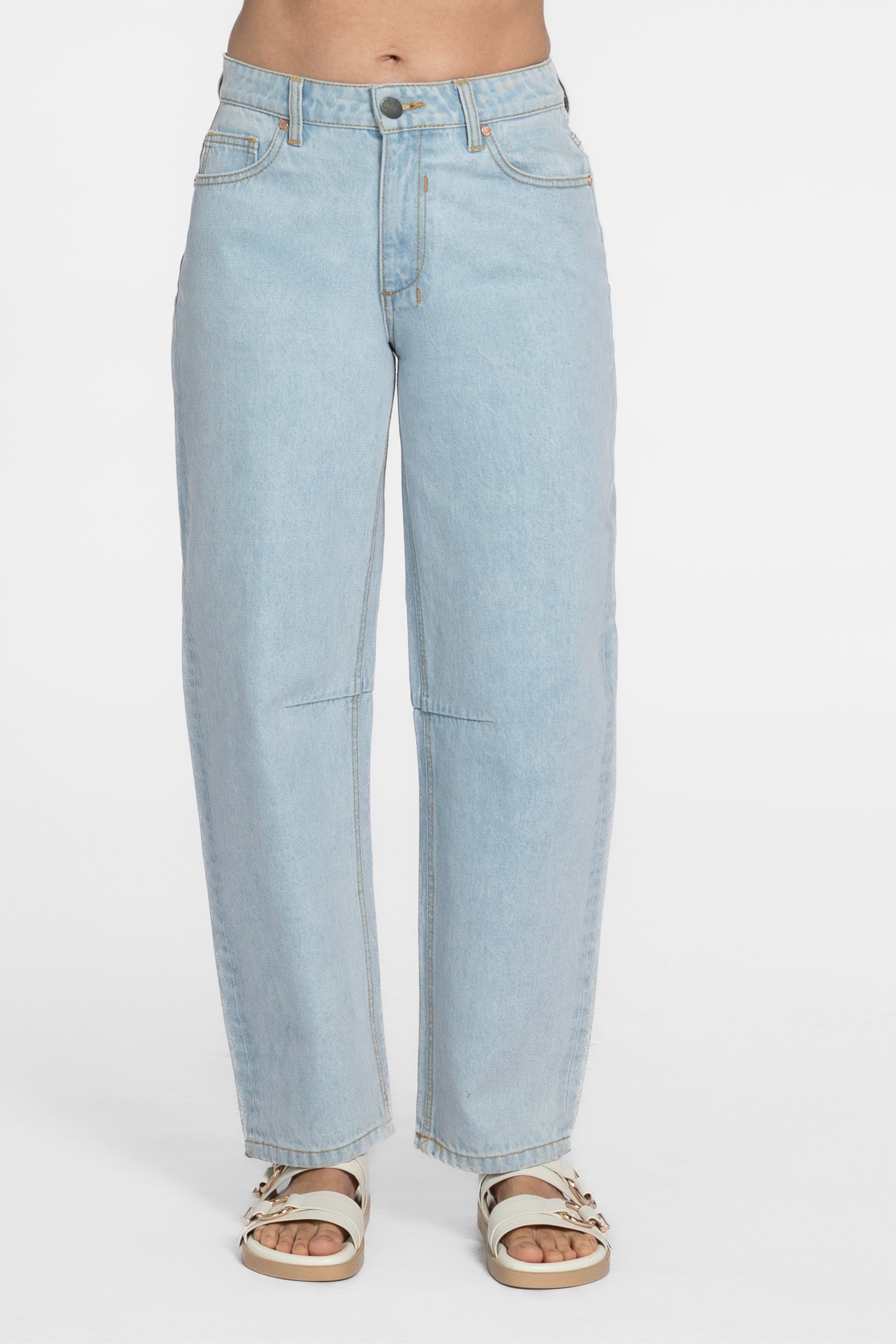Chloe Mid Rise Barrel Jean