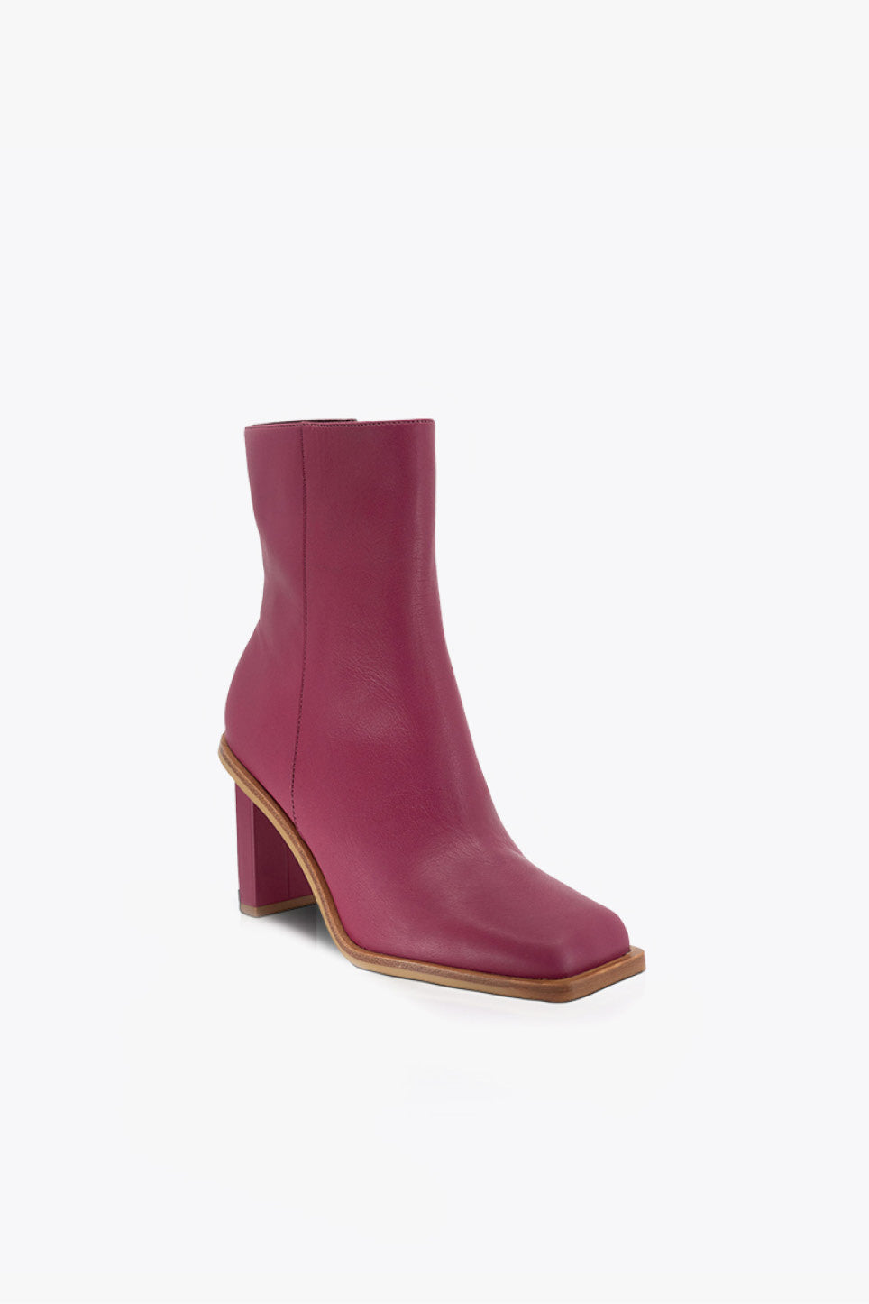 Eon Tall Boot