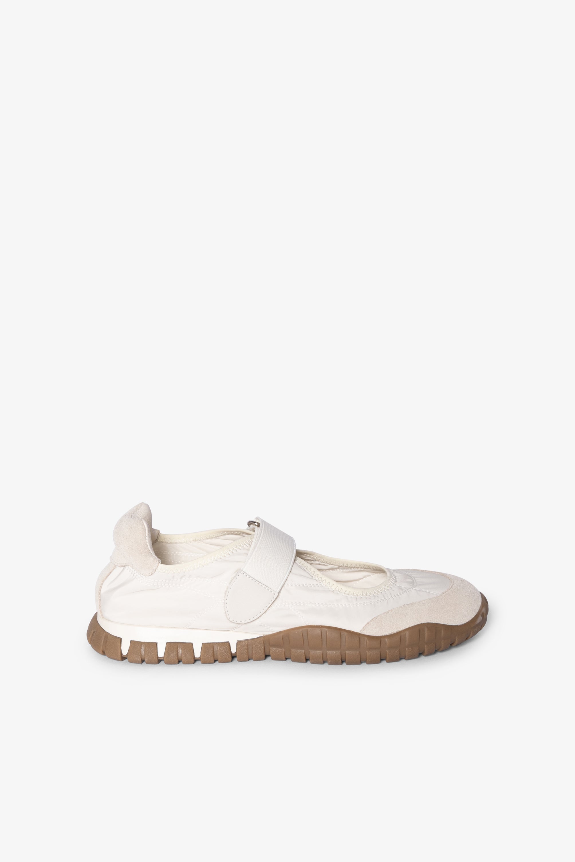 Form Ballet Sneaker
