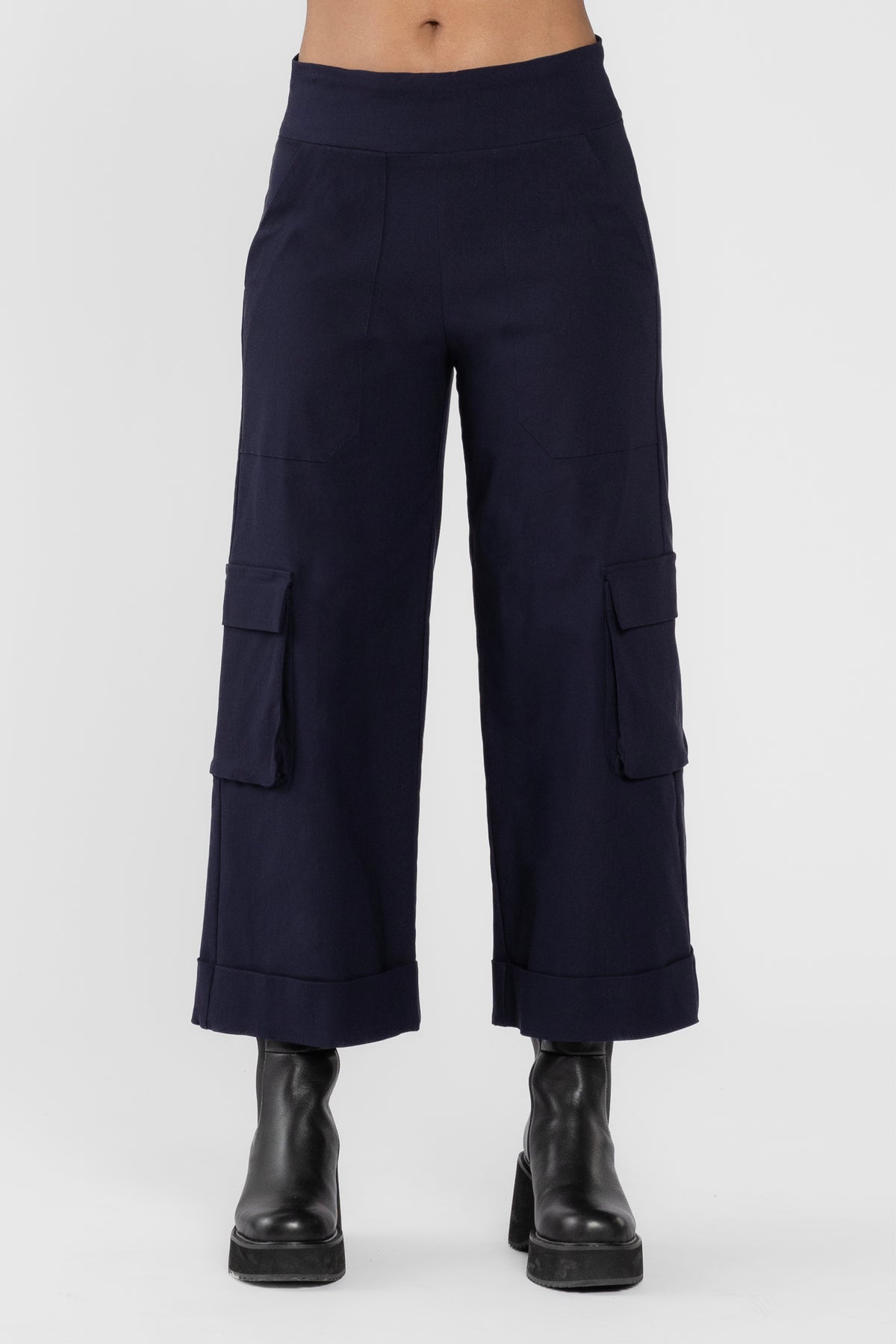 Jaxon Wide Leg Cropped Cargo Pant