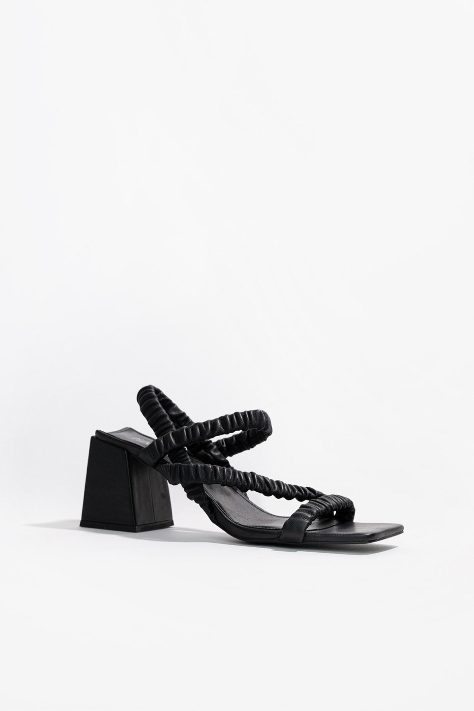 Mia Heel